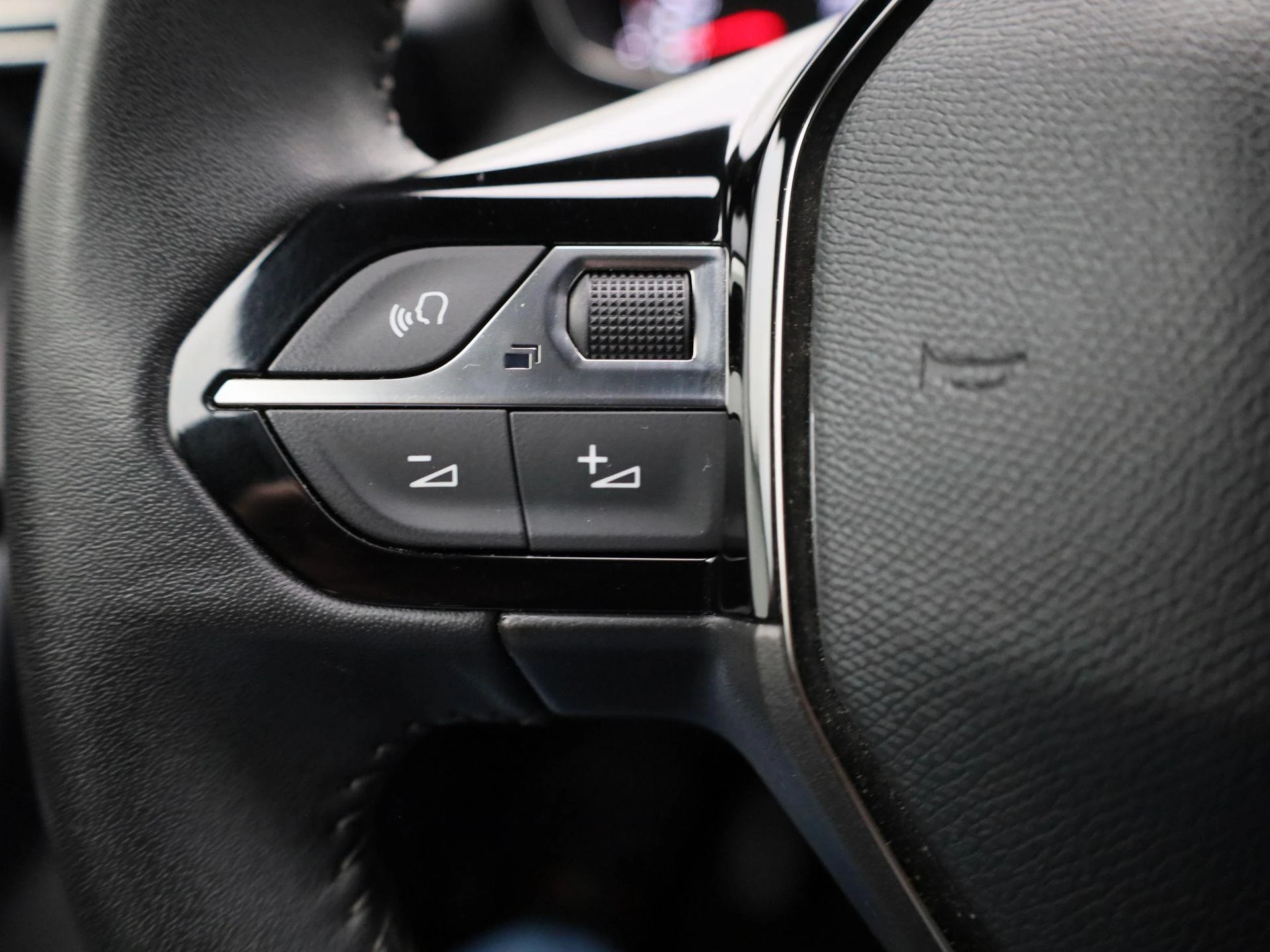 Peugeot 2008 - 17