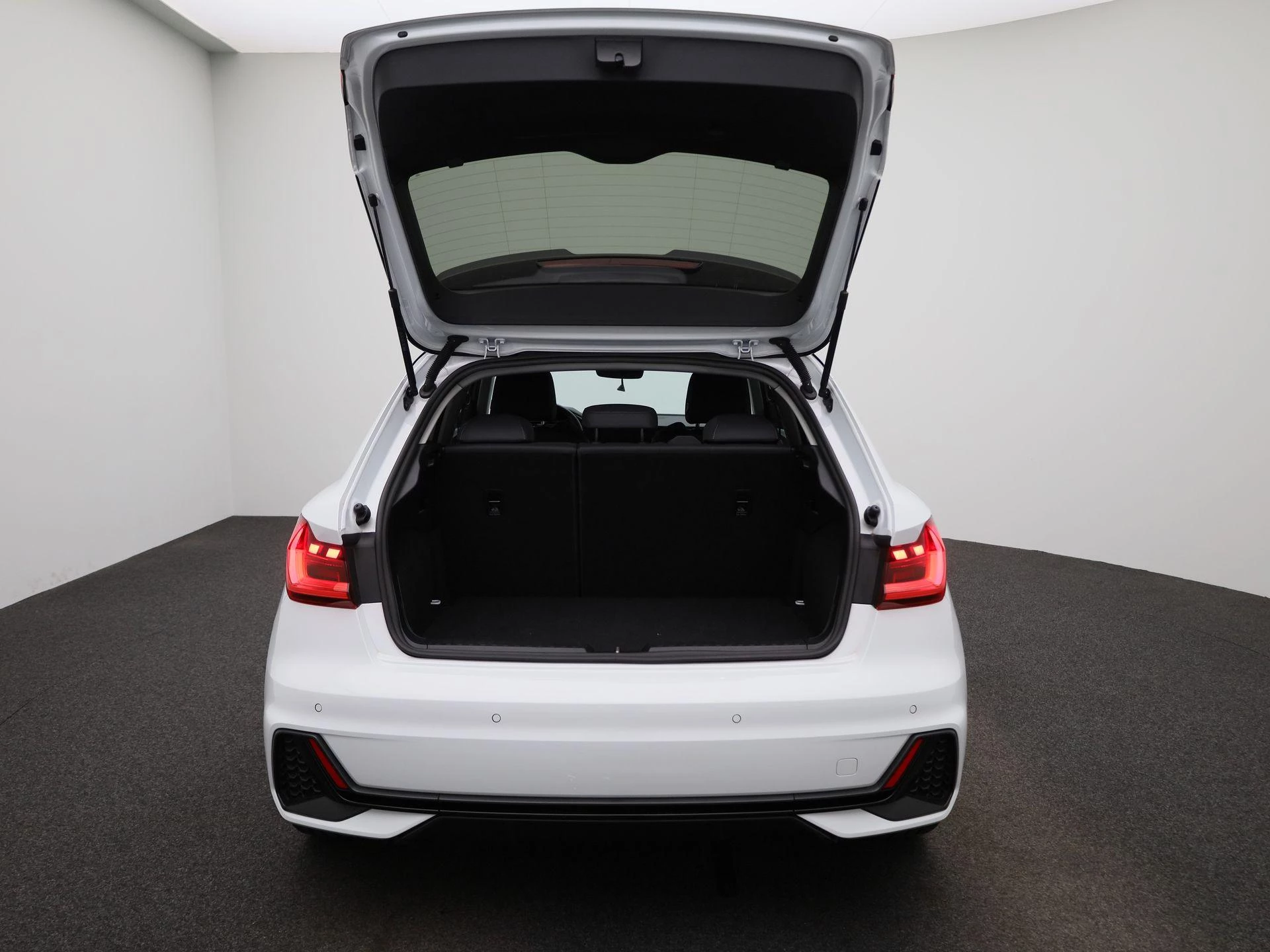 Audi-A1 Sportback-image-10