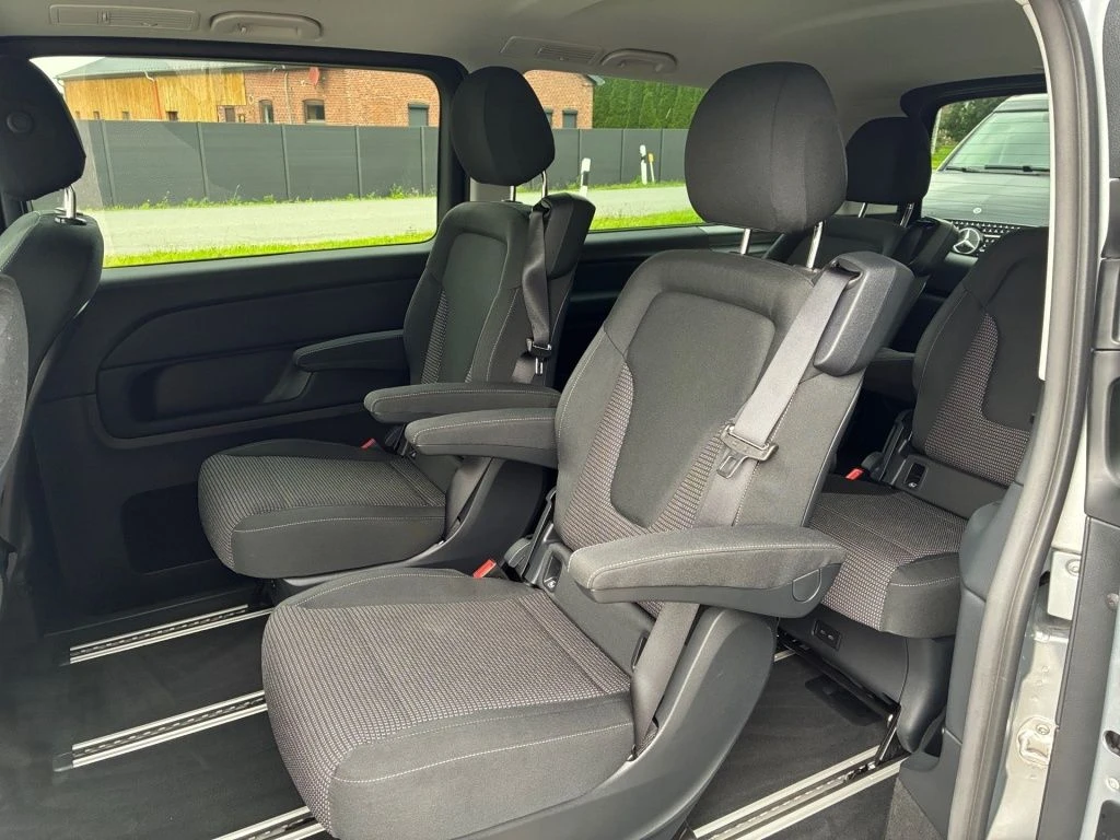 Mercedes-Benz-V-Klasse-image-8