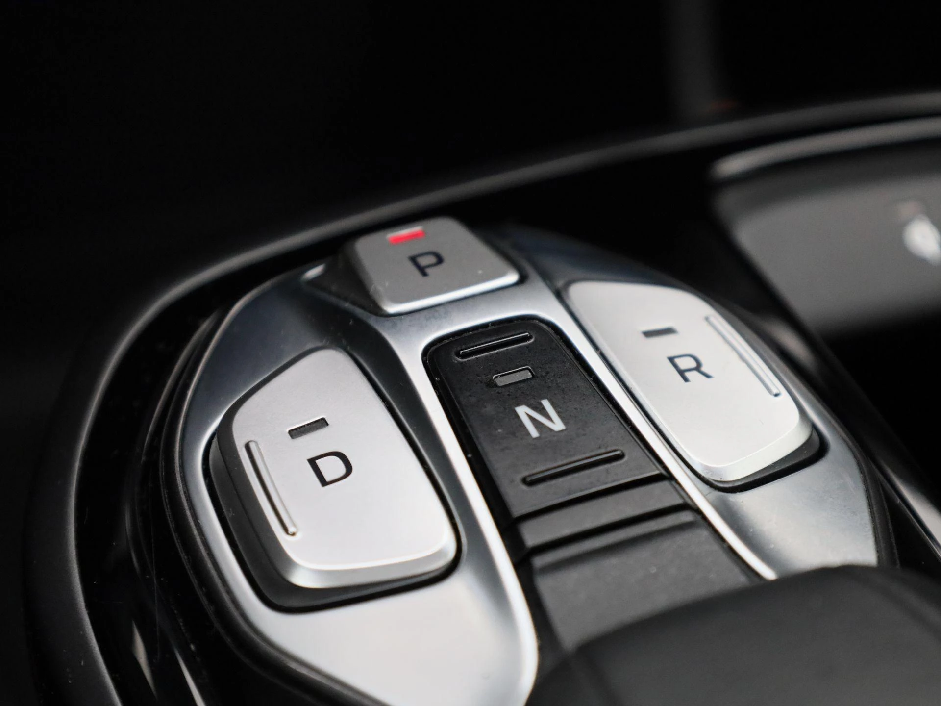 Hyundai-IONIQ-image-17