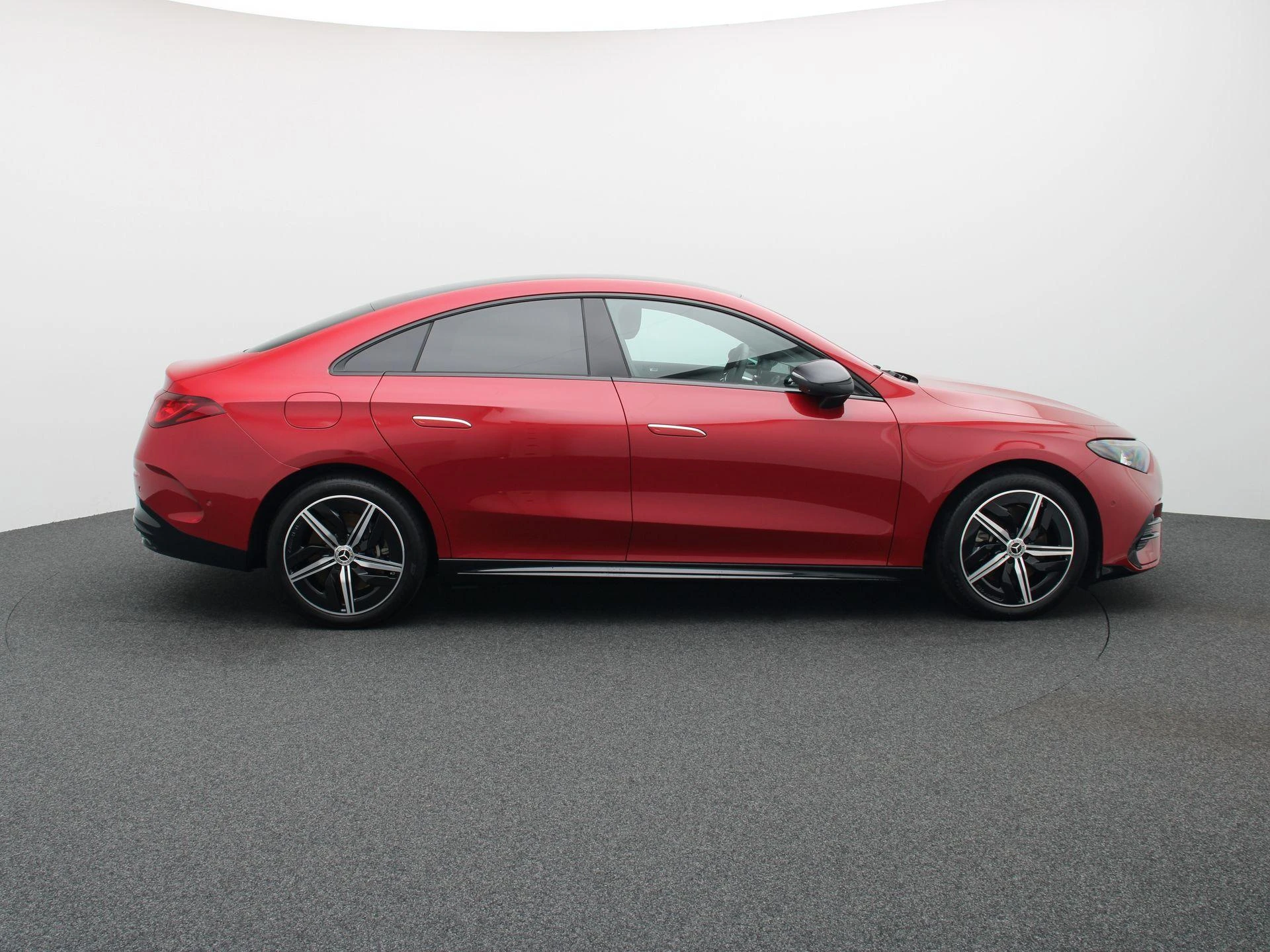 Mercedes-Benz-CLA-image-5