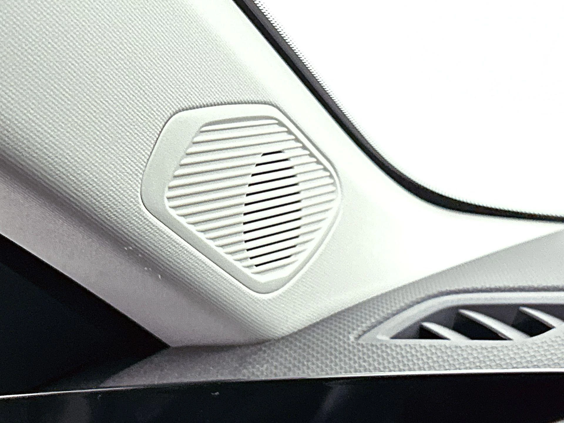 Opel-Astra-image-12