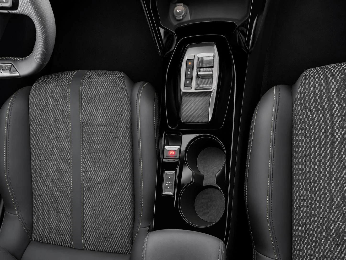 Peugeot-208-image-25