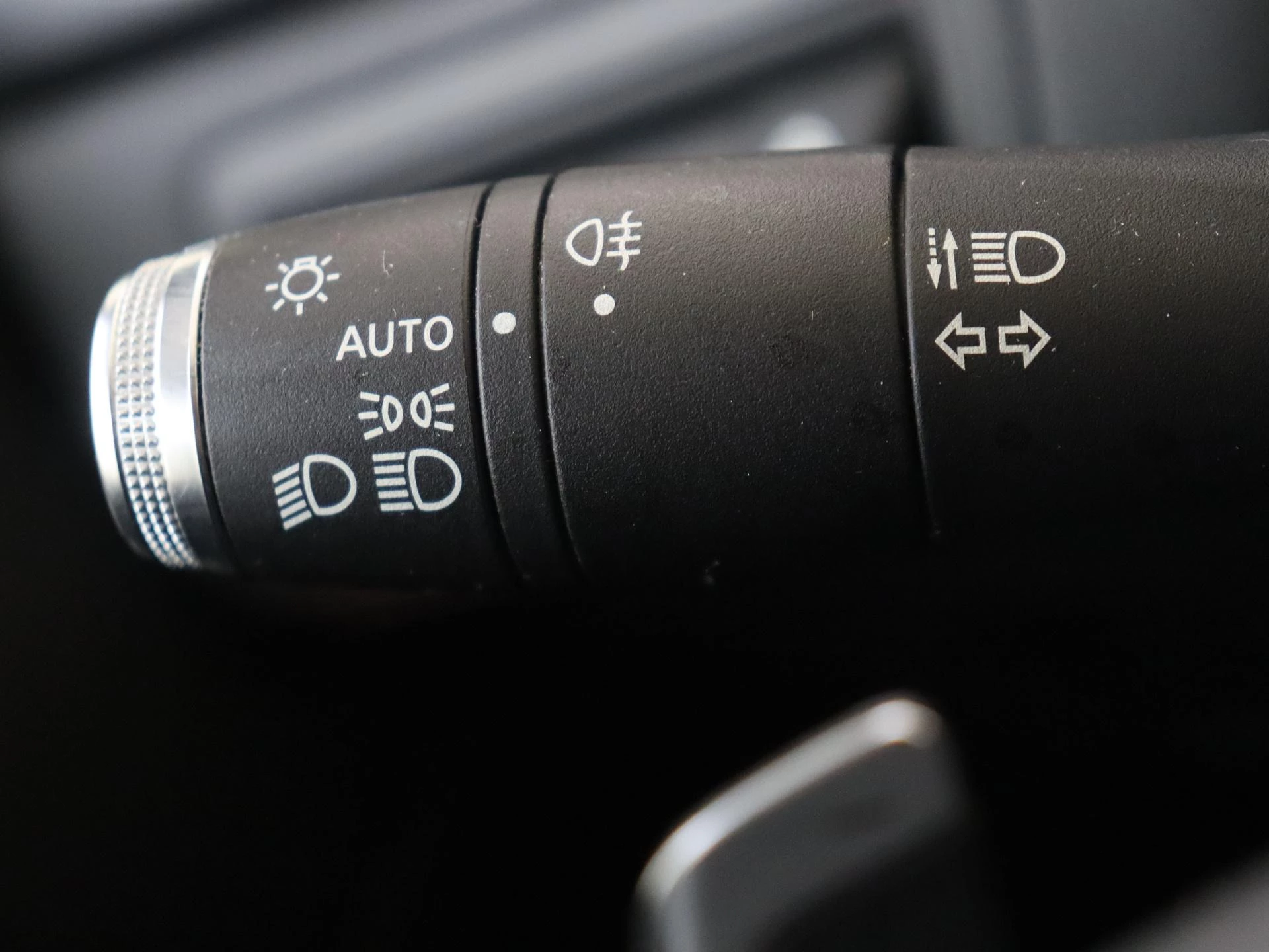 Renault-Captur-image-29