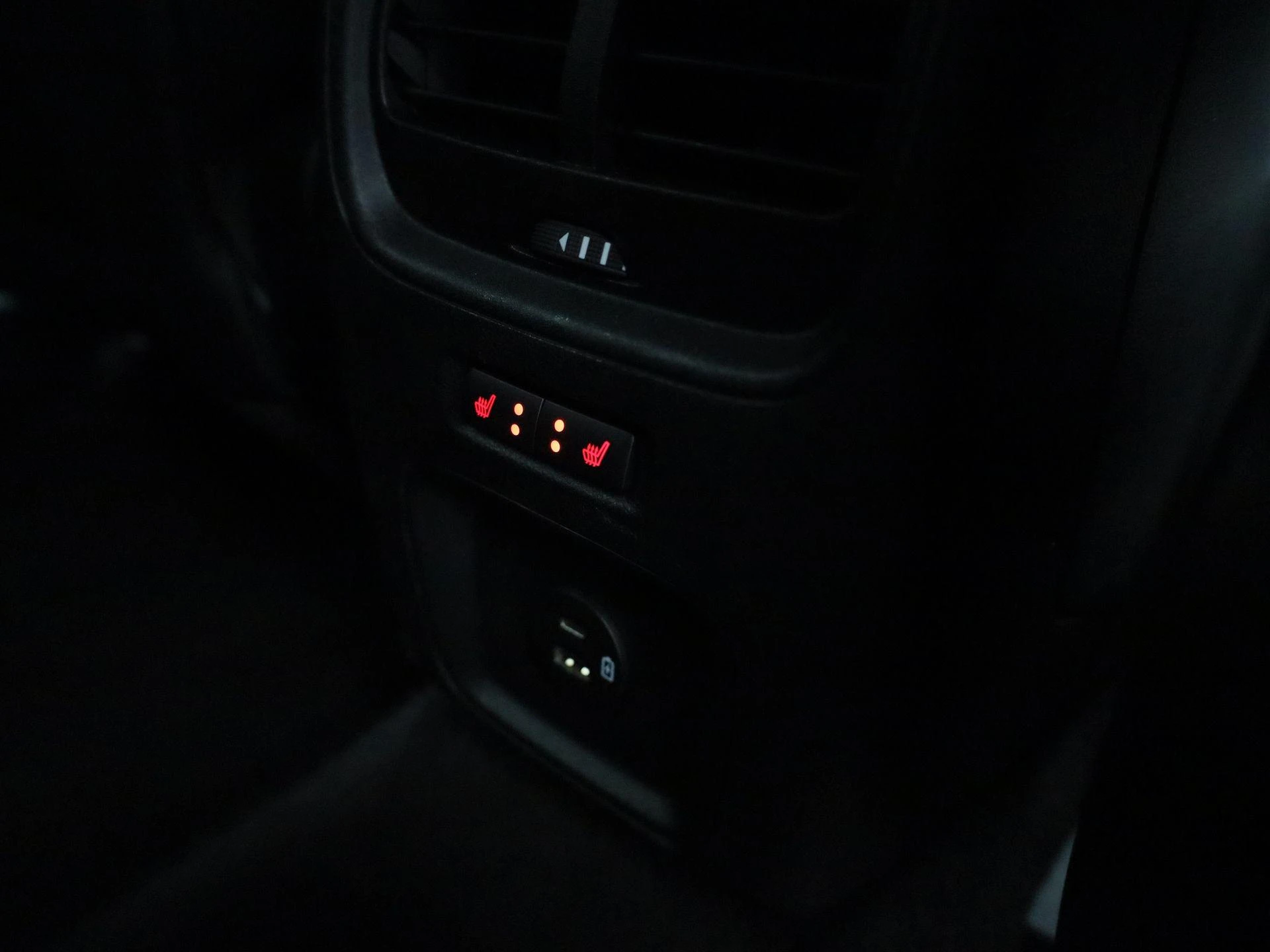 Ford-Kuga-image-40