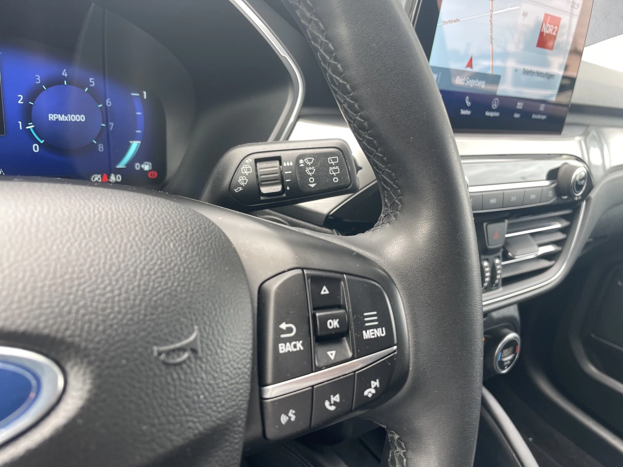 Ford Kuga Titanium NAVI | WINTER-PAKET | WINTERRÄDER