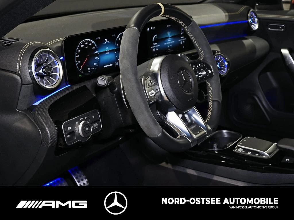 Mercedes-Benz CLA 45 S AMG 4M LED BURMESTER DAB NAVI SITZHZG AMG Line