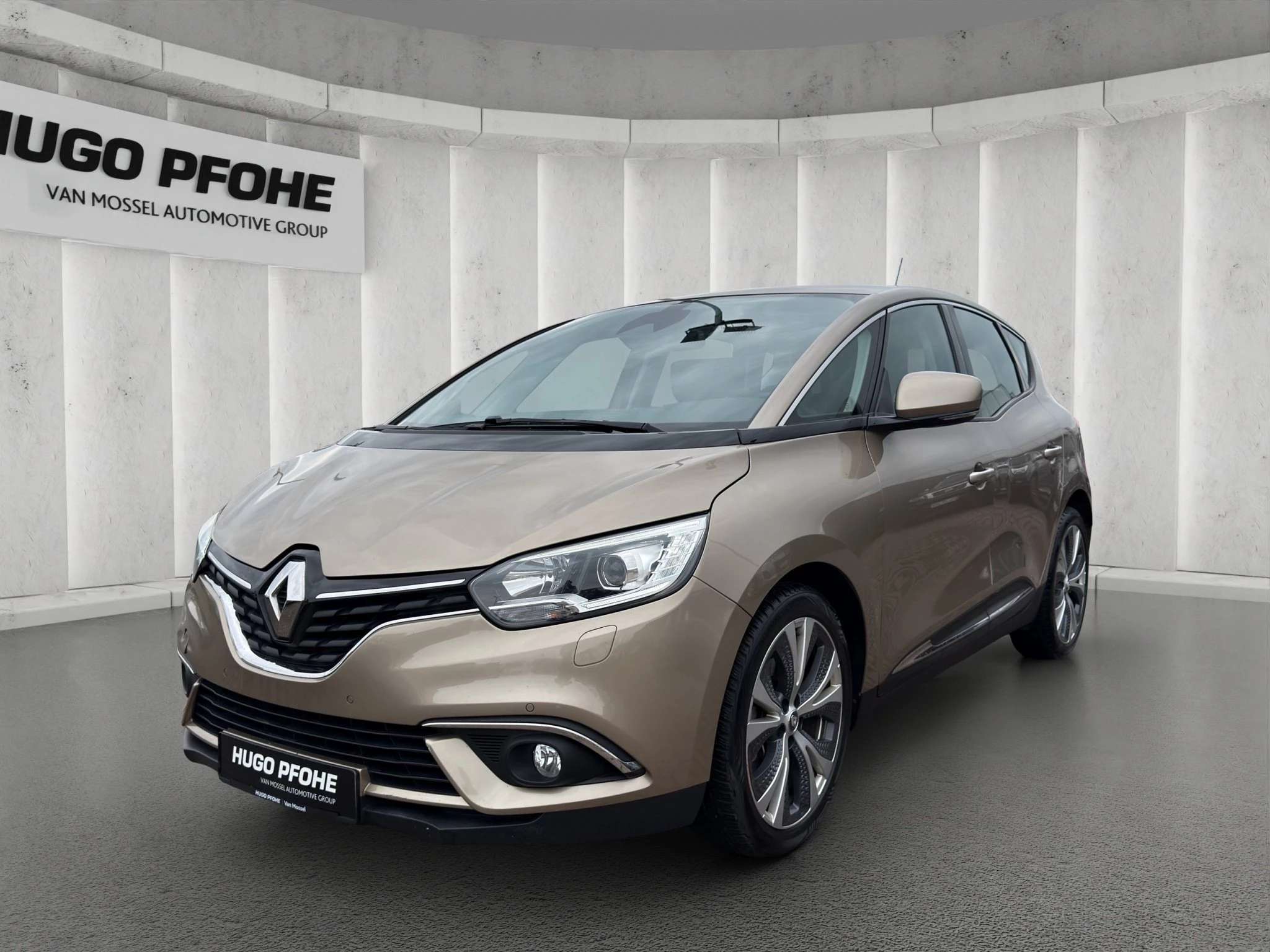 Renault-Scénic-image-0