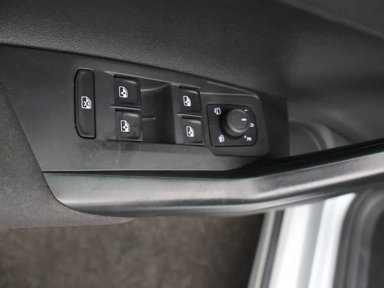 Volkswagen Taigo Taigo 1.0 TSI United 110PK *VIRTUAL COCKPIT*CAMERA*PDC*ACC*APP-CONNECT*BLTH*AIRCO*...*