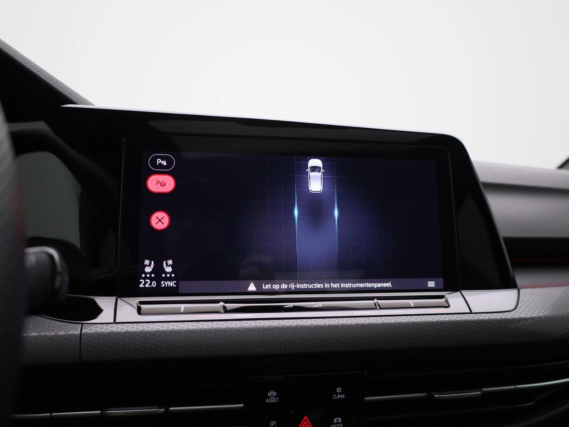 Volkswagen-Golf-image-26