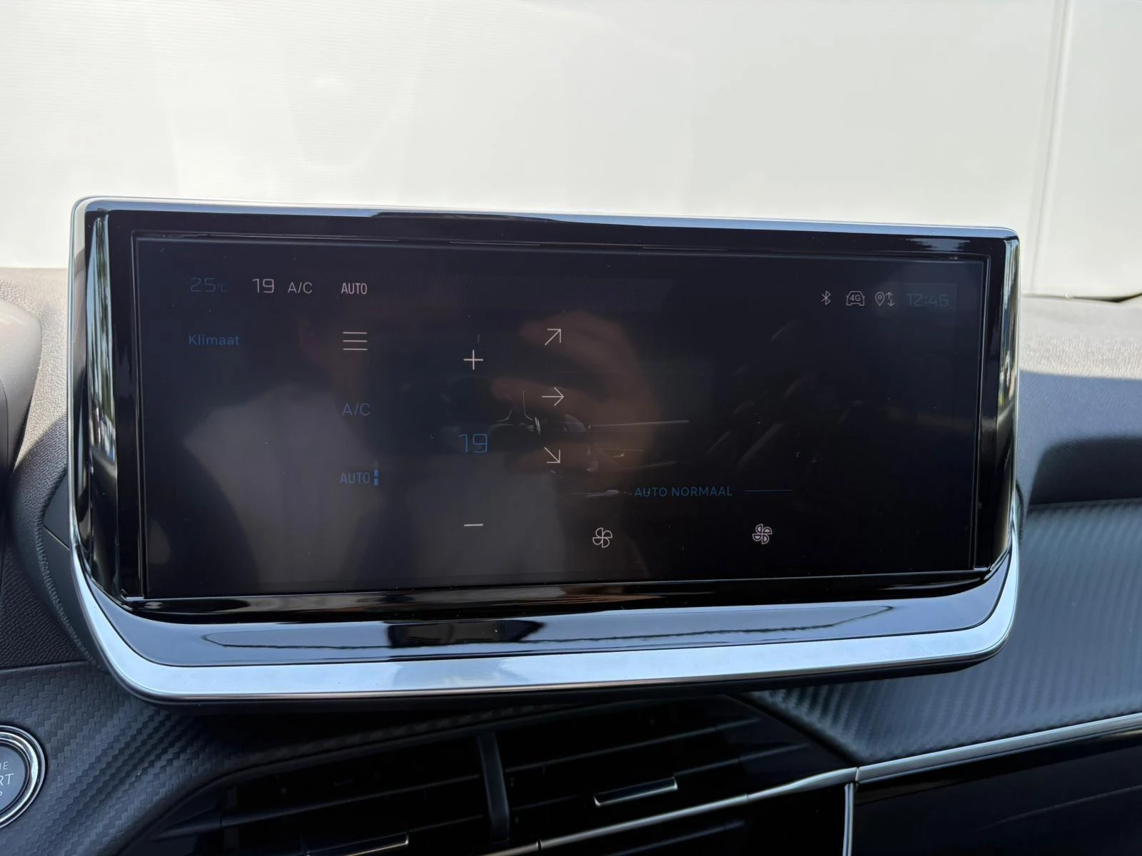 Peugeot 2008 1.2 PureTech 100 Allure