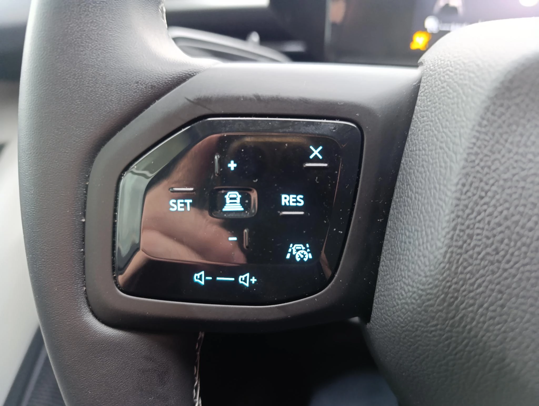 Ford-Explorer-image-21