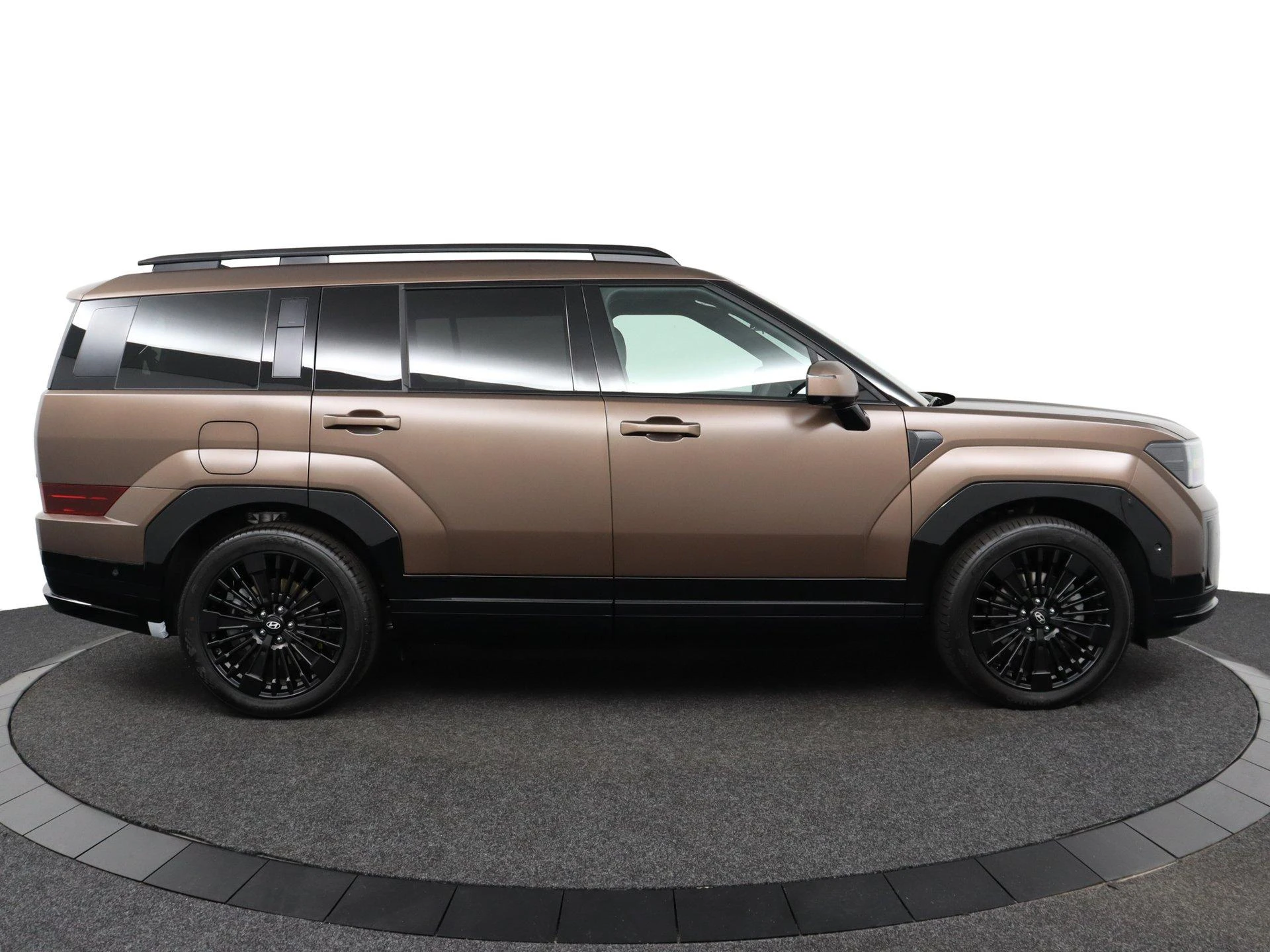 Hyundai-Santa Fe-image-7