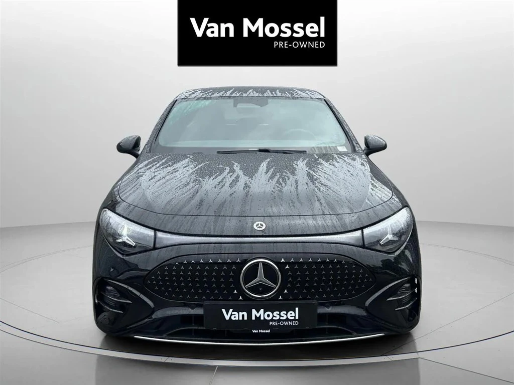 Mercedes-Benz-CLA-image-1