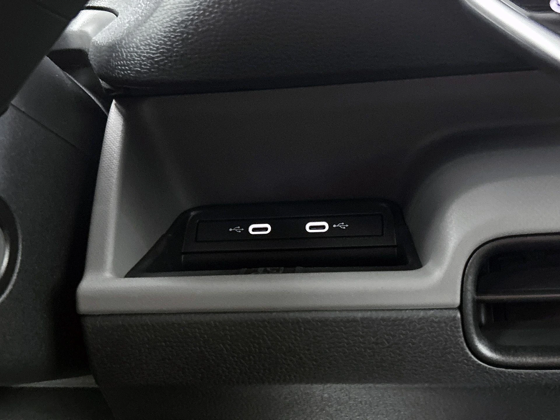 Volkswagen-ID. Buzz Cargo-image-27