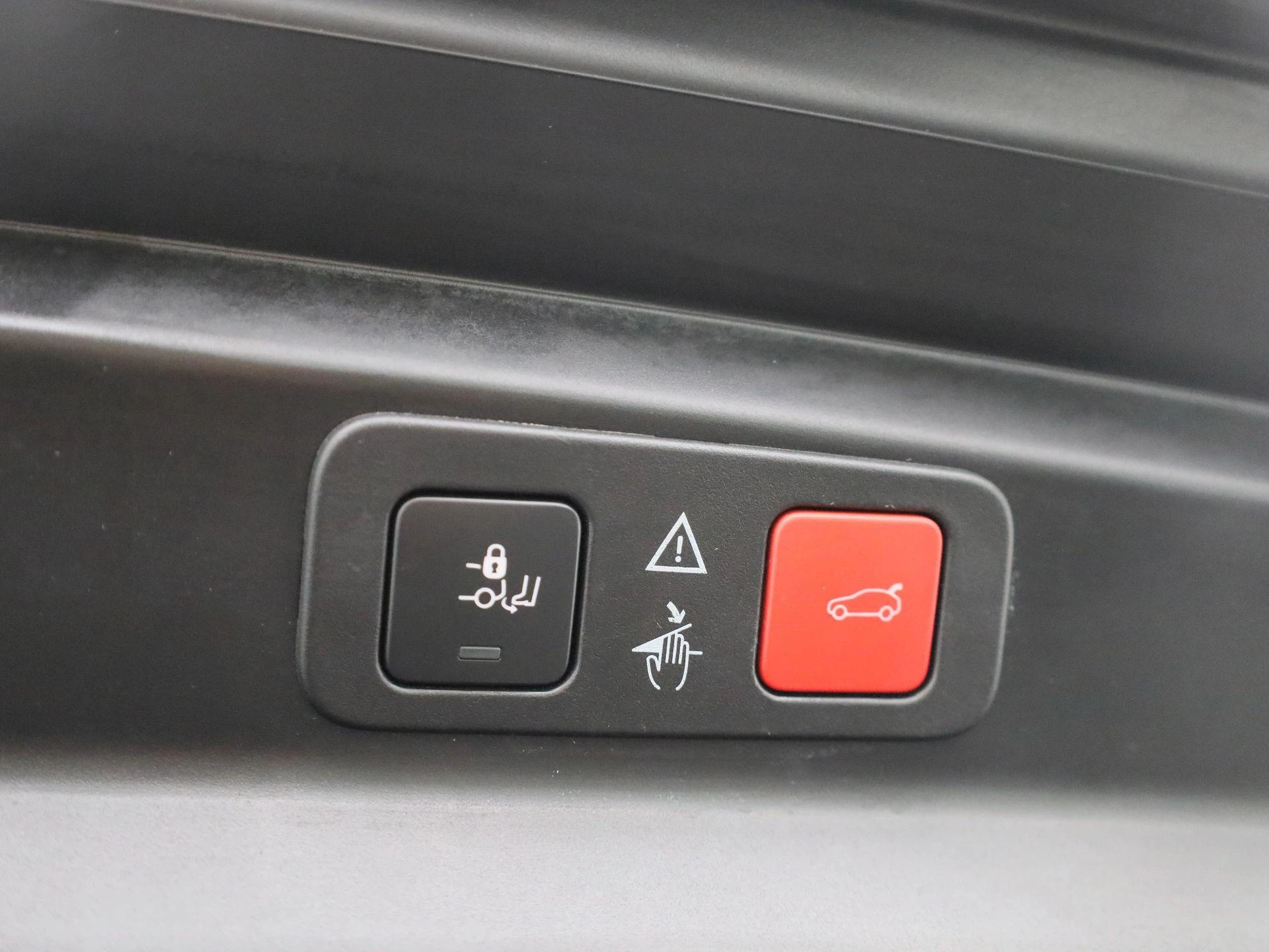 Peugeot-5008-image-16