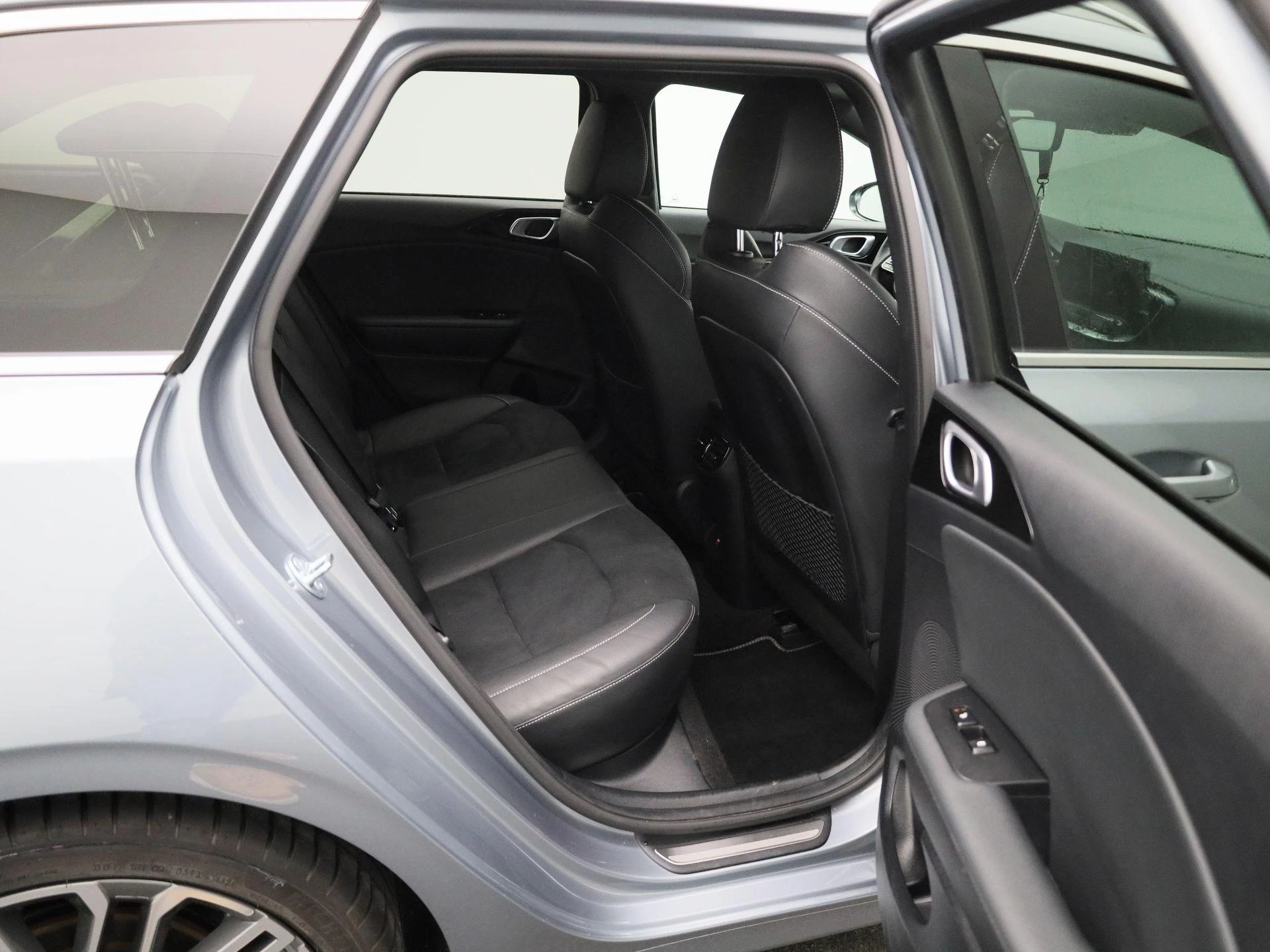 Kia-Ceed Sportswagon-image-36