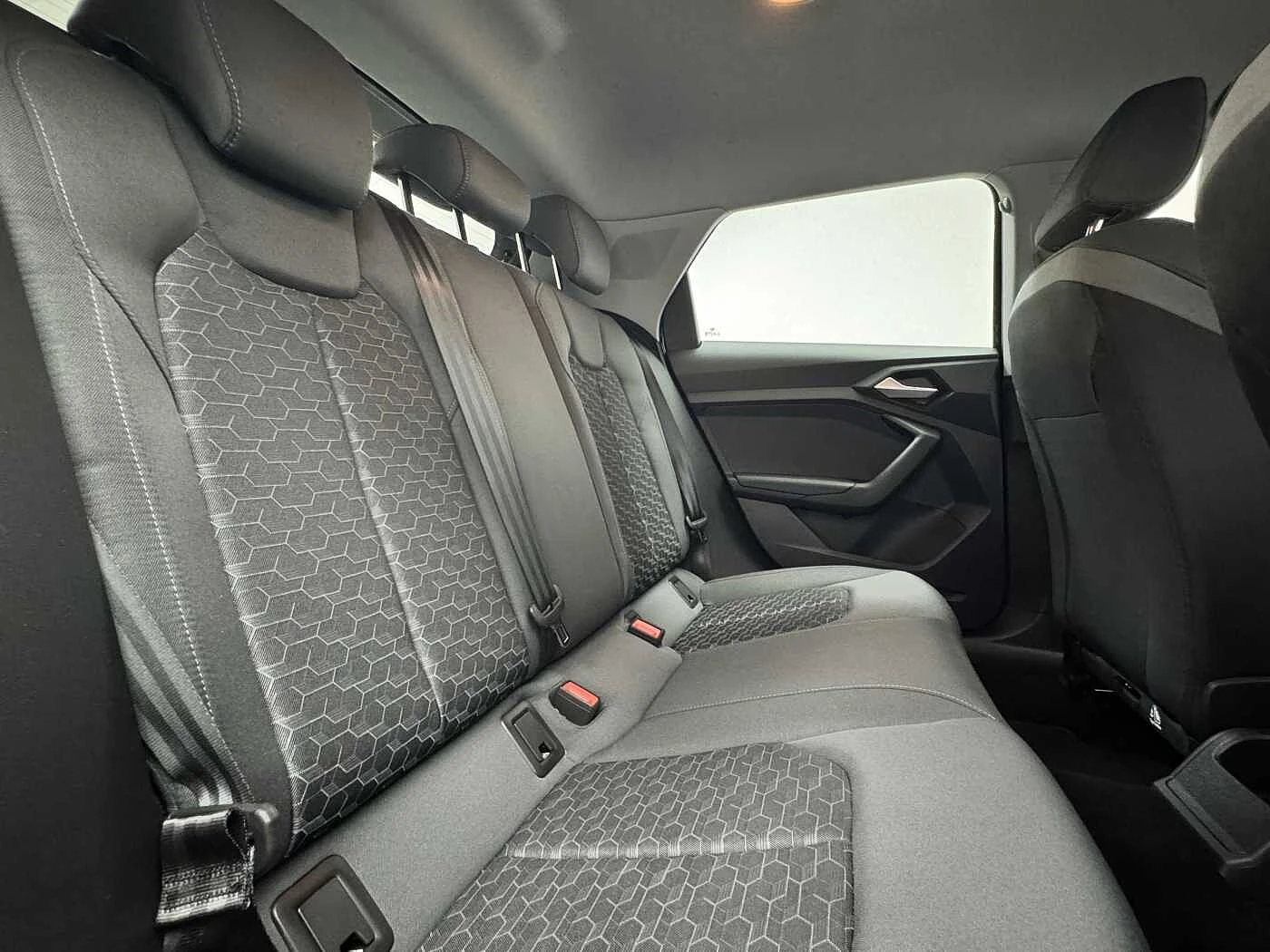 Audi-A1 Sportback-image-14