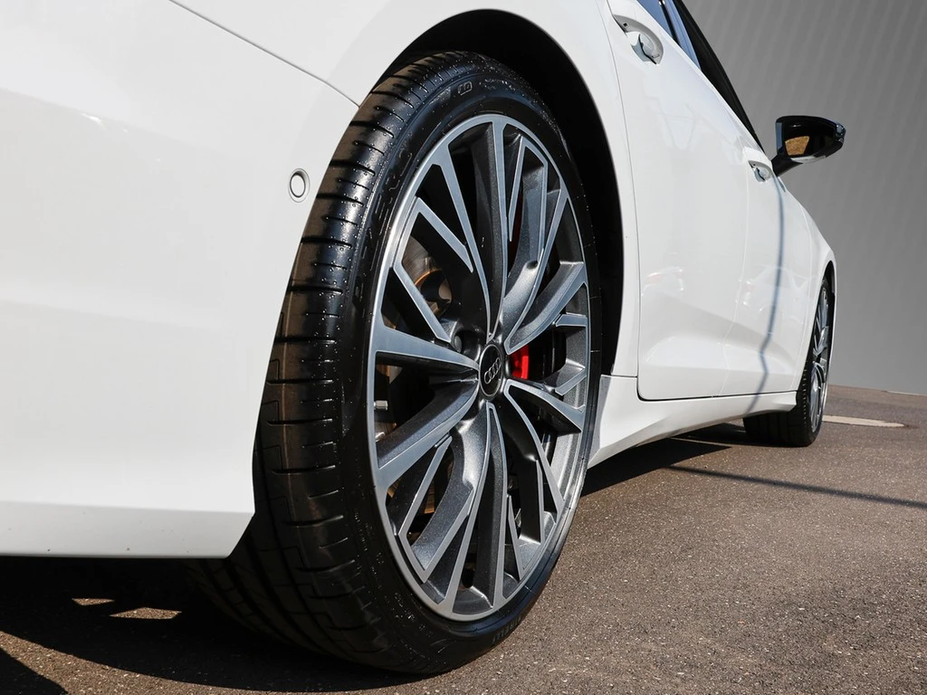 Audi-S6-image-7