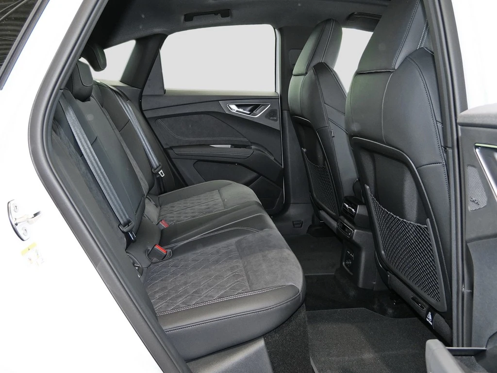 Audi--image-9