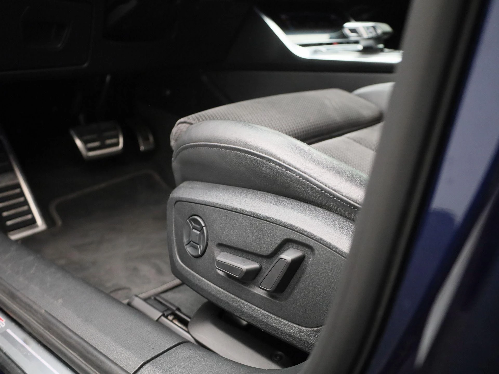Audi-A6-image-37