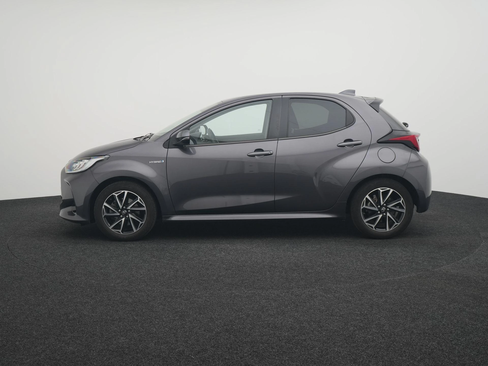 Toyota-Yaris-image-3