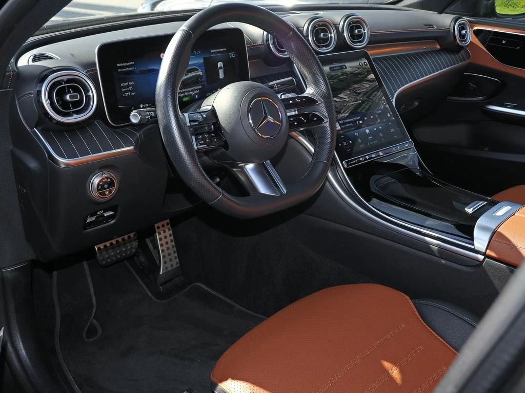 Mercedes-Benz-C-Klasse 300-image-7