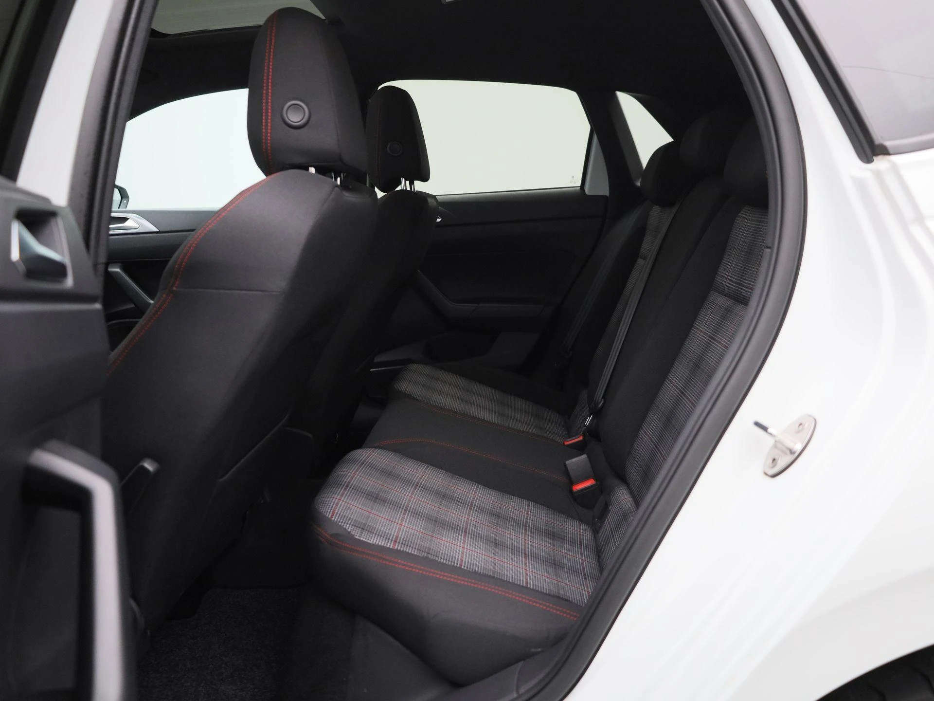 Volkswagen Polo - 12