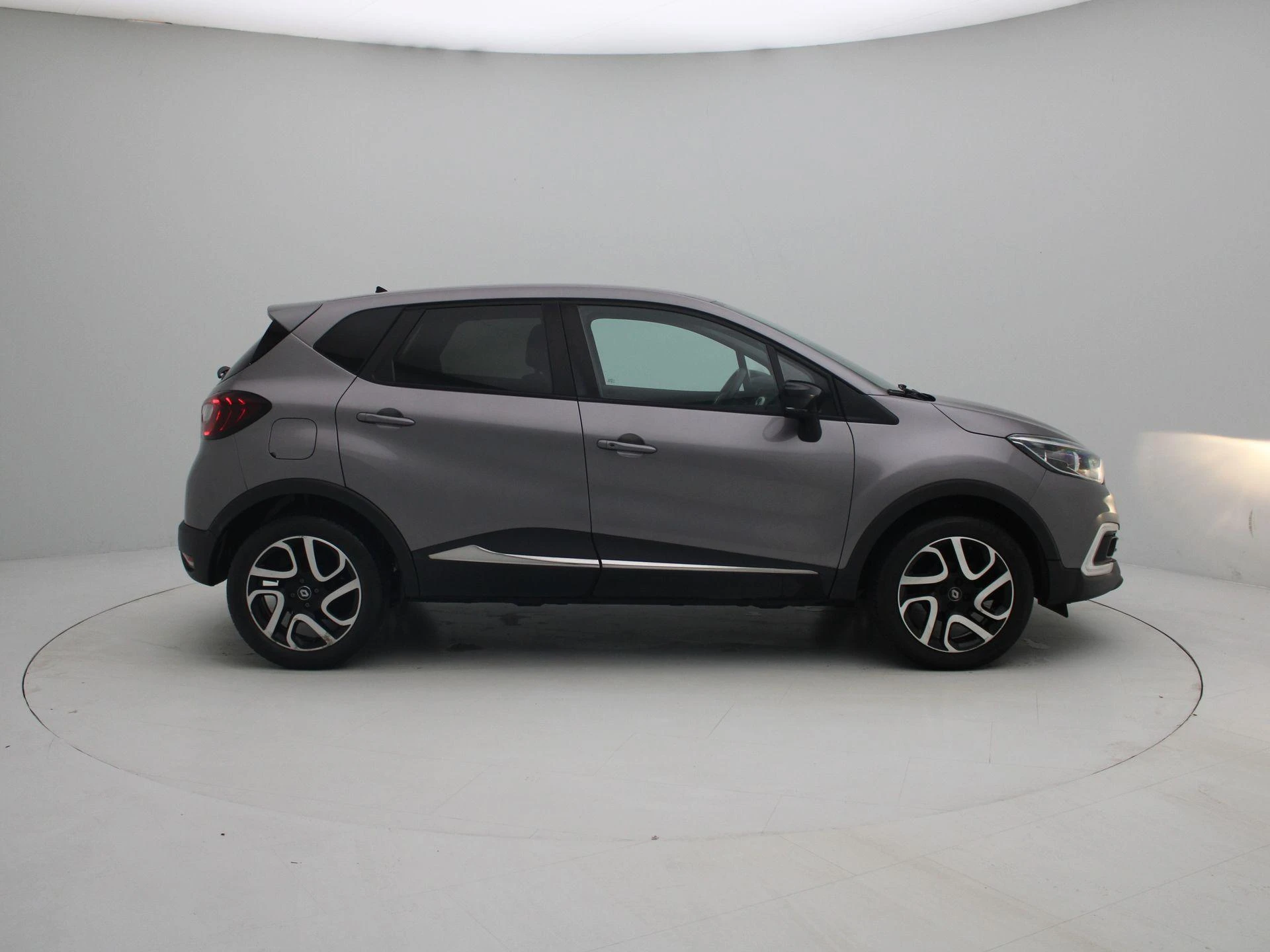 Renault-Captur-image-5