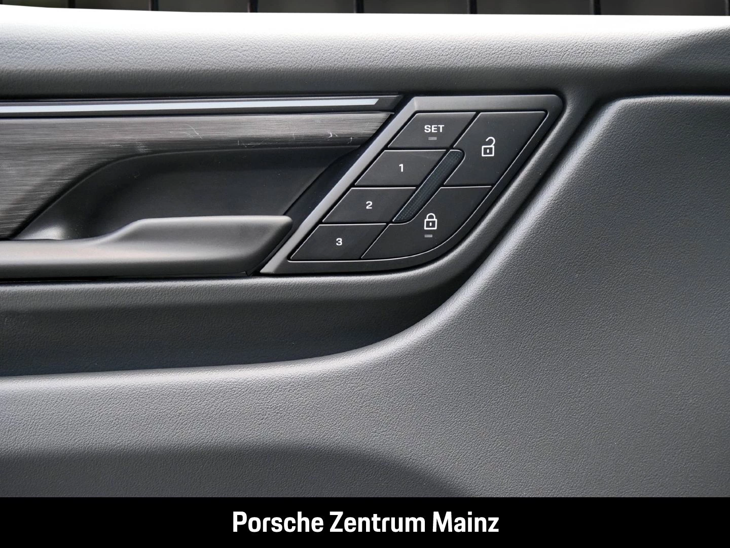 Porsche-Macan-image-30