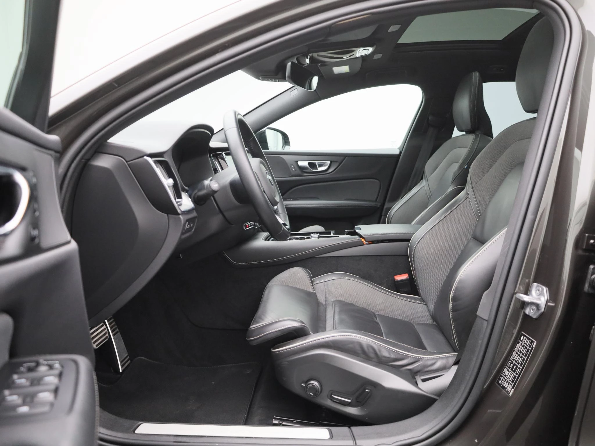 Volvo-V60-image-10