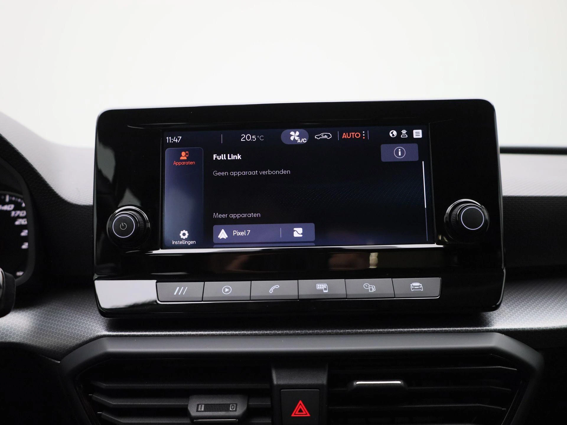 SEAT-Leon-image-23