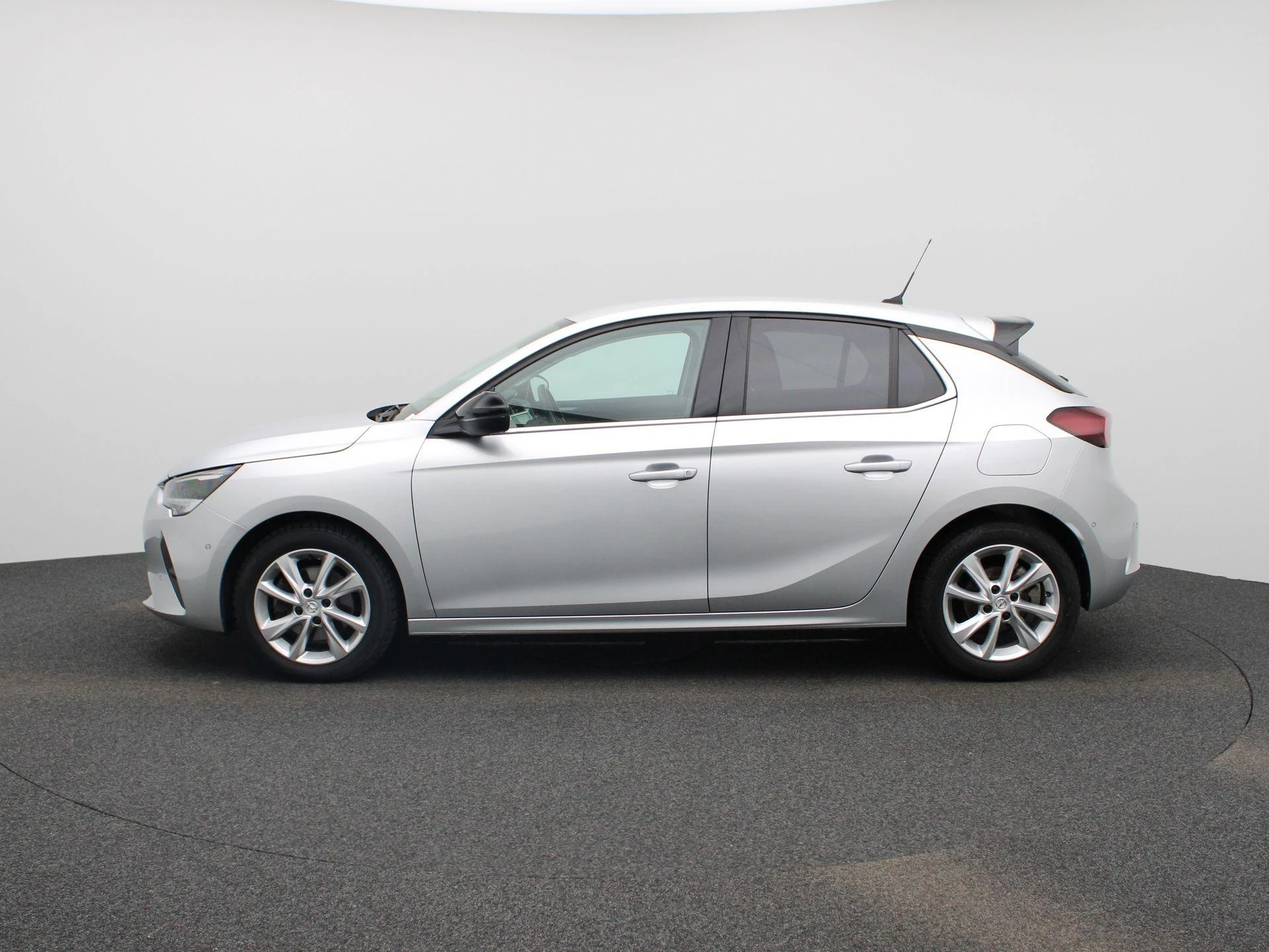 Opel-Corsa-image-3