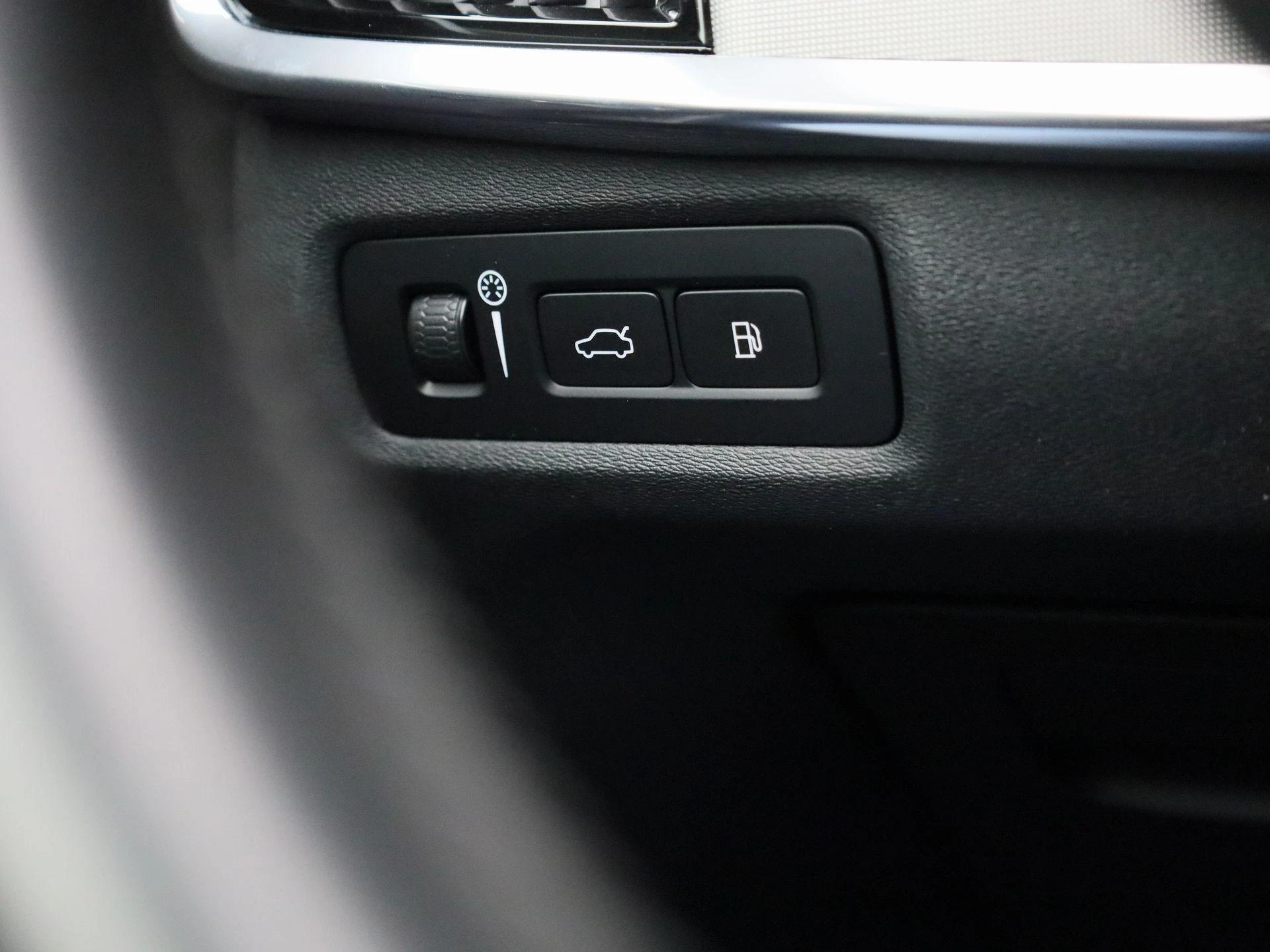 Volvo-V90-image-27