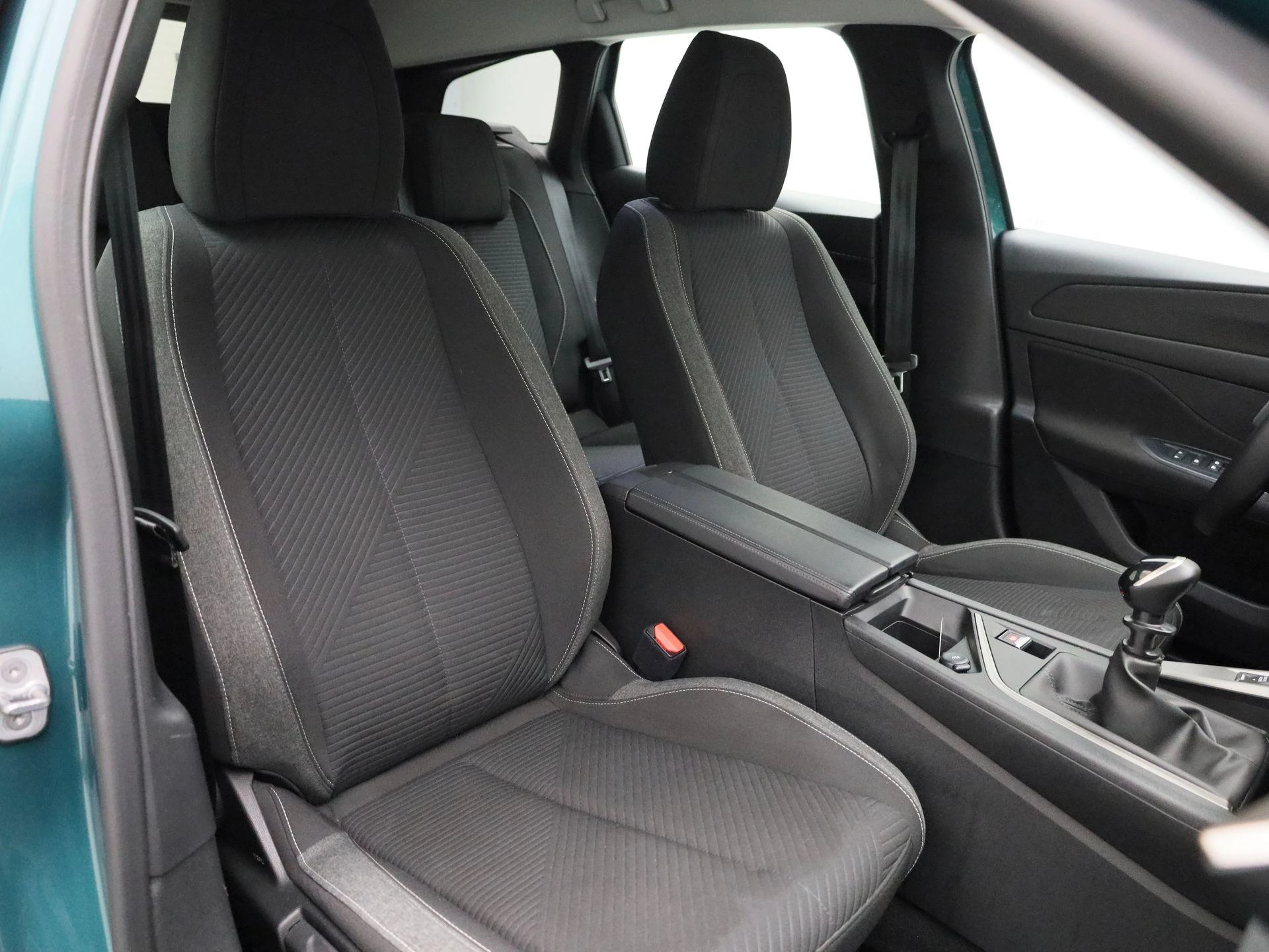 Peugeot-308-image-33