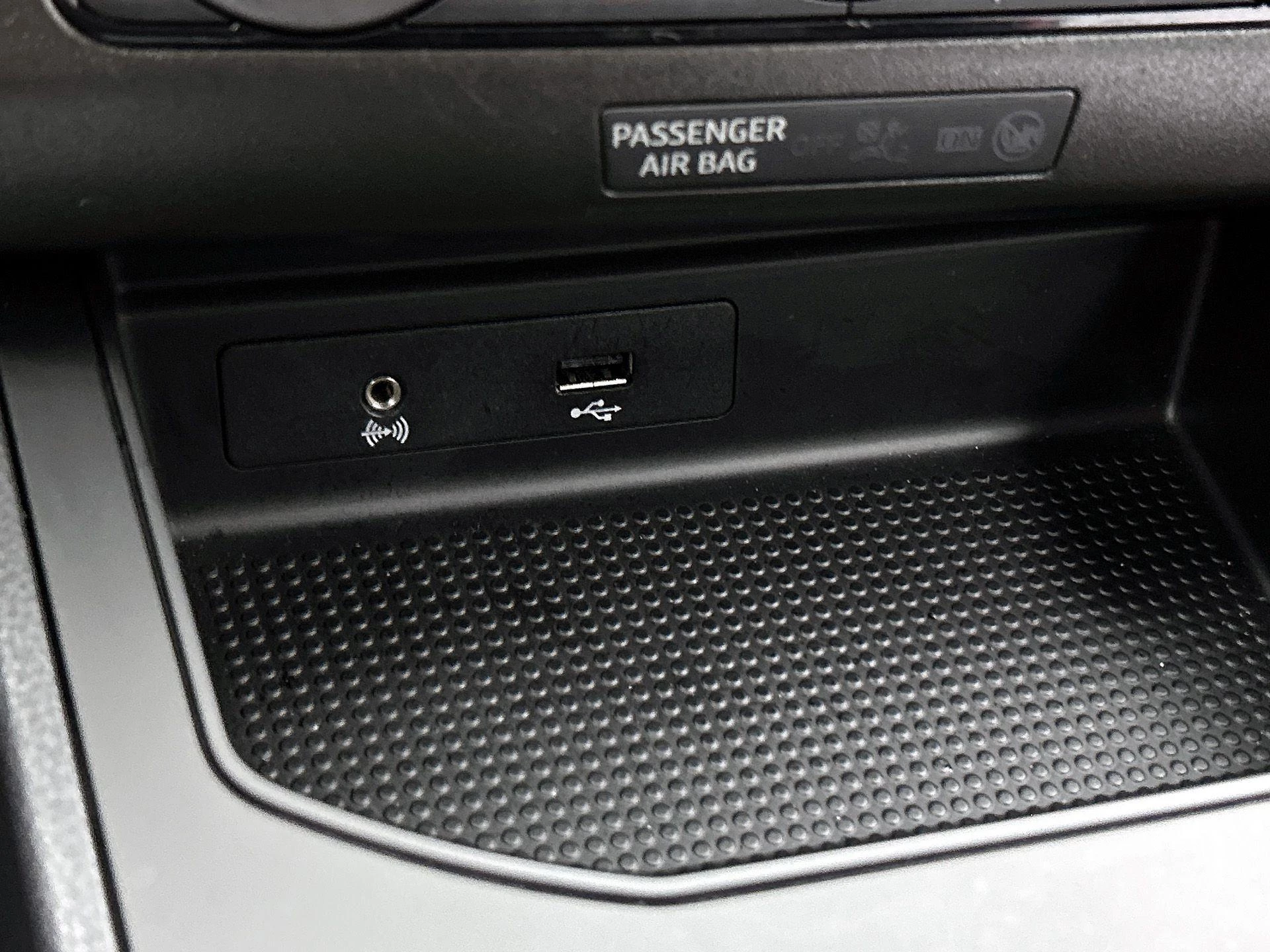 SEAT-Arona-image-27