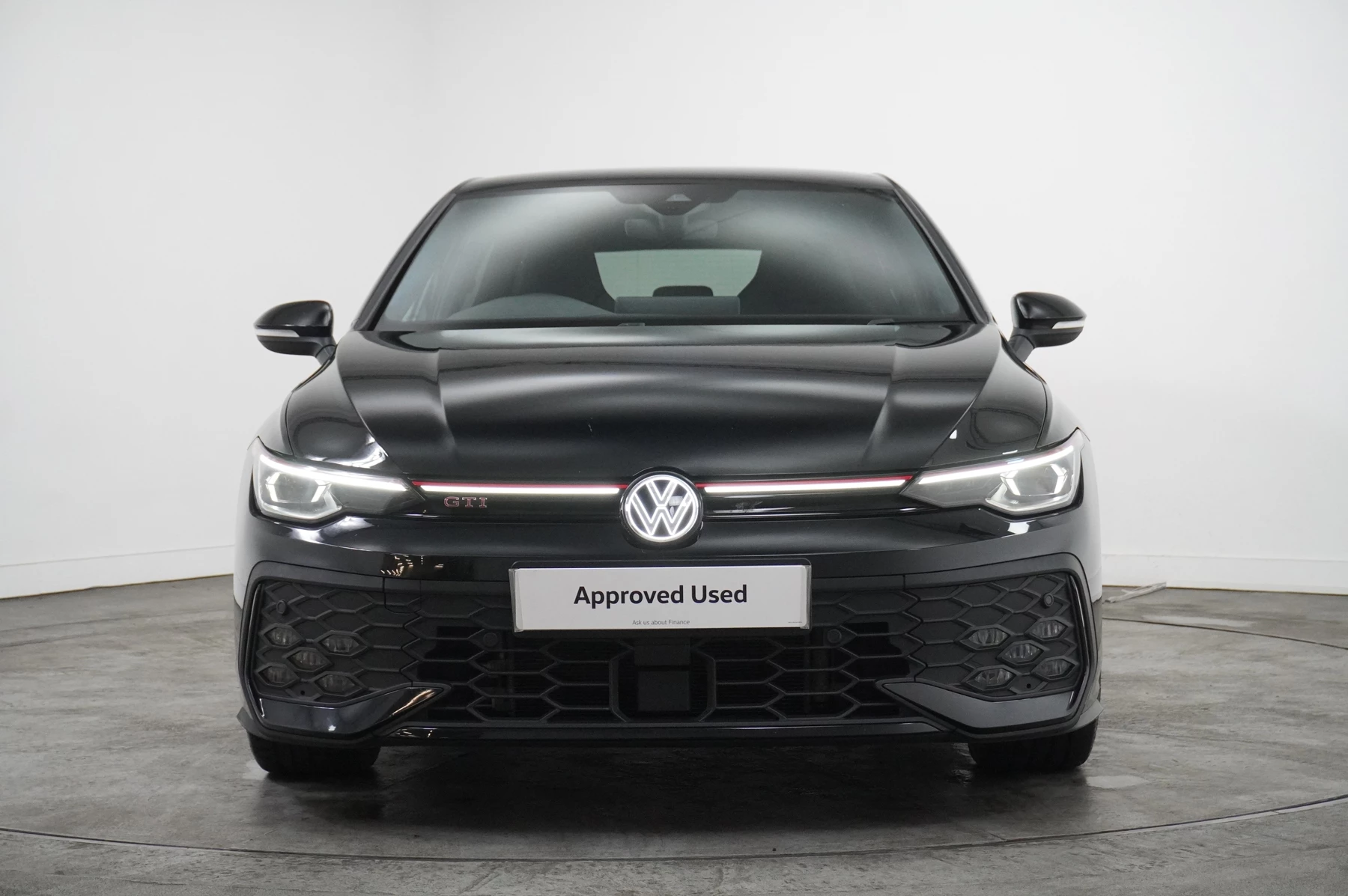 Volkswagen-Golf-image-6