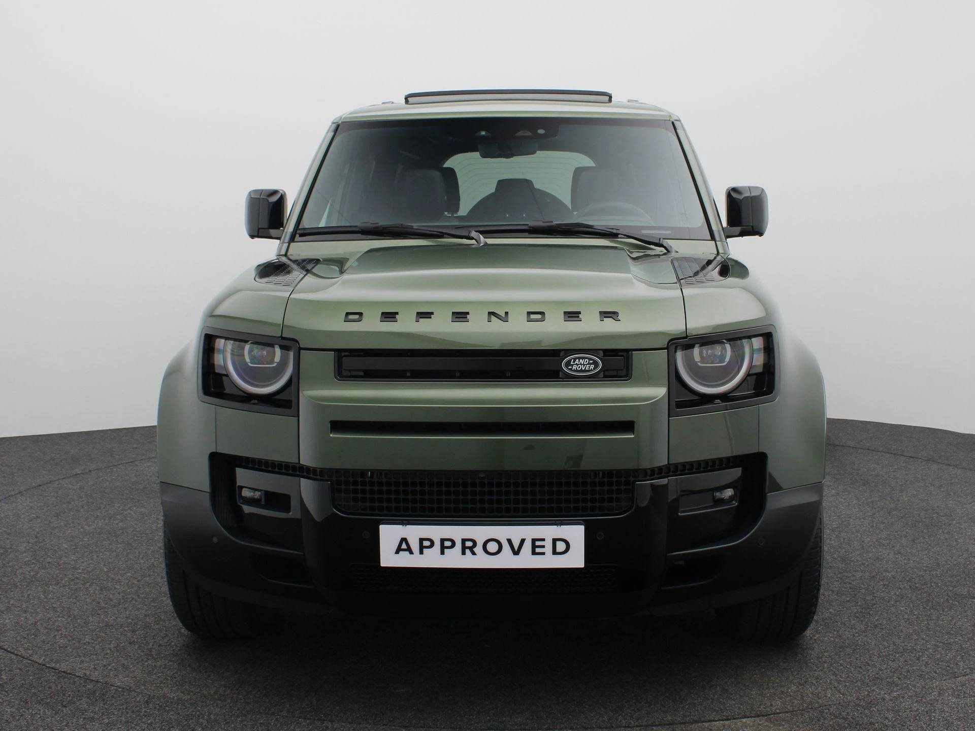 Land Rover-Defender-image-2
