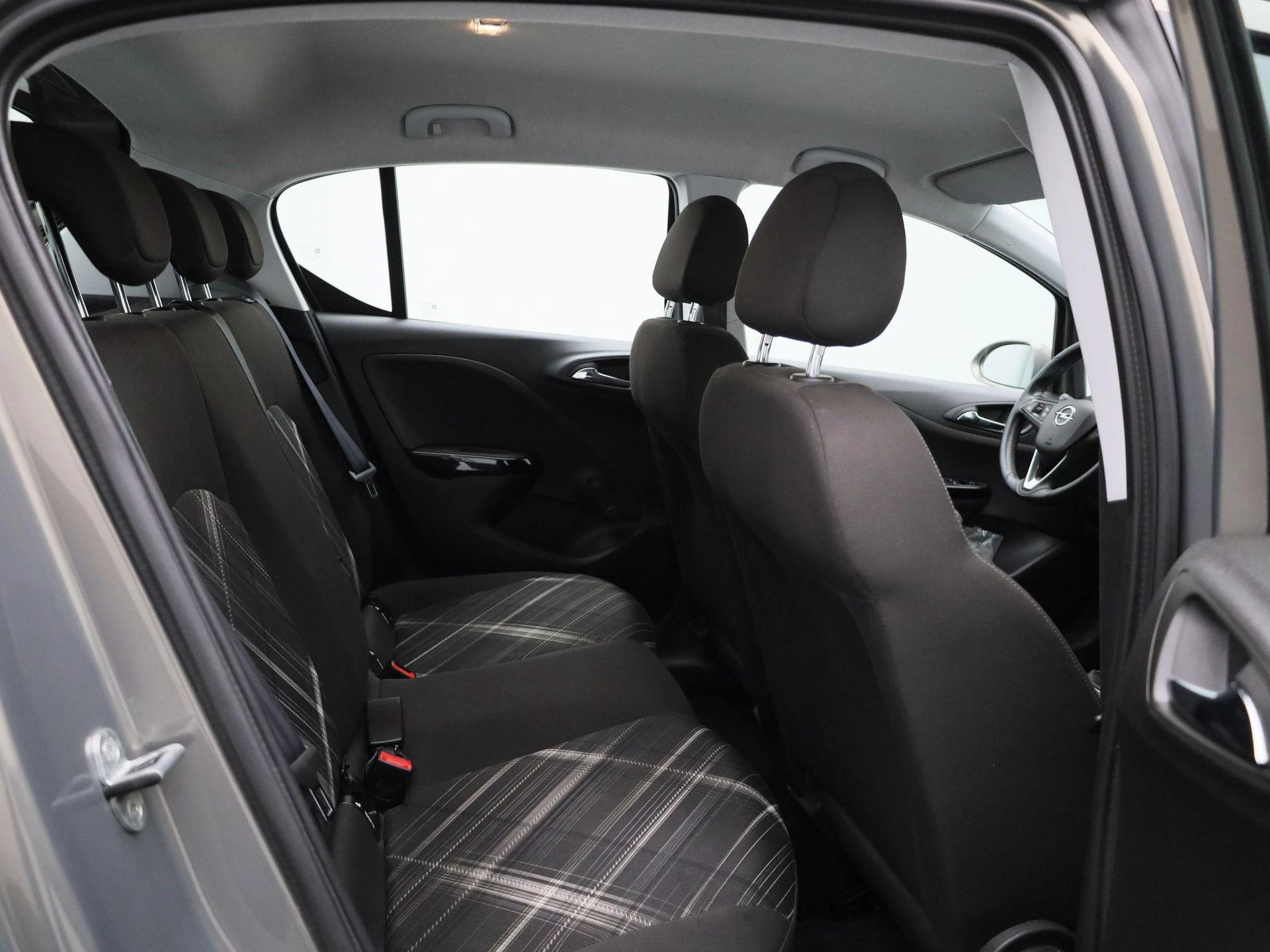 Opel-Corsa-image-27