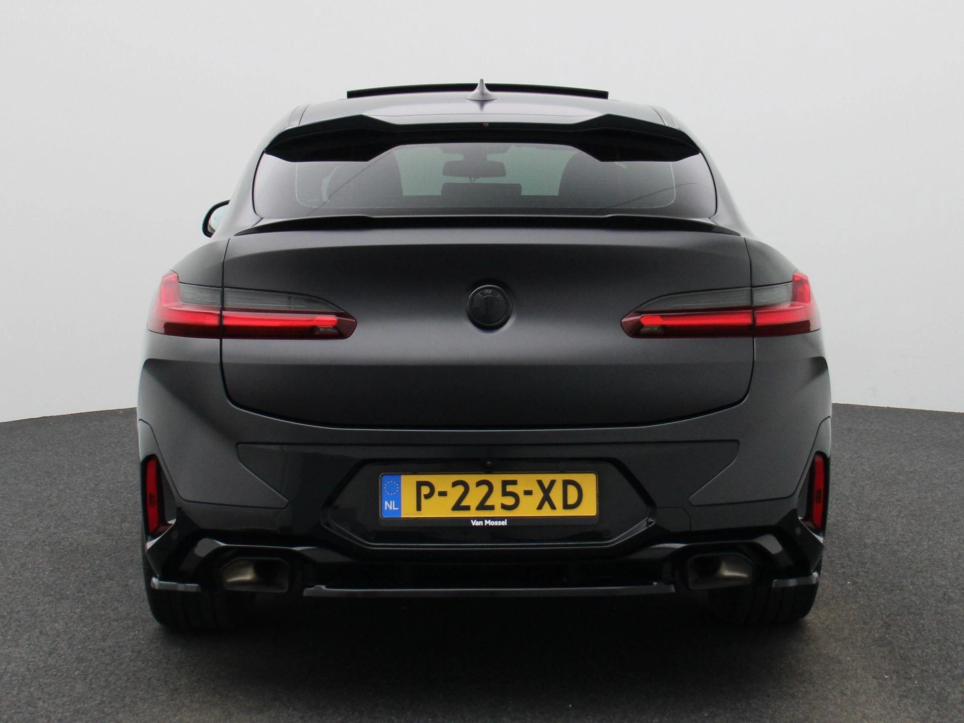 BMW-X4-image-4