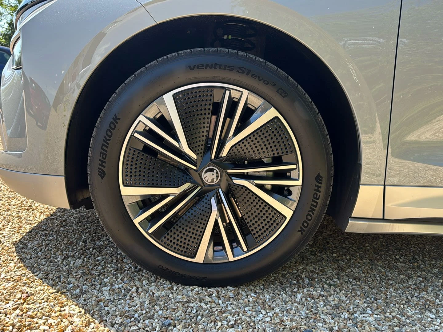 Škoda-Enyaq iV-image-7