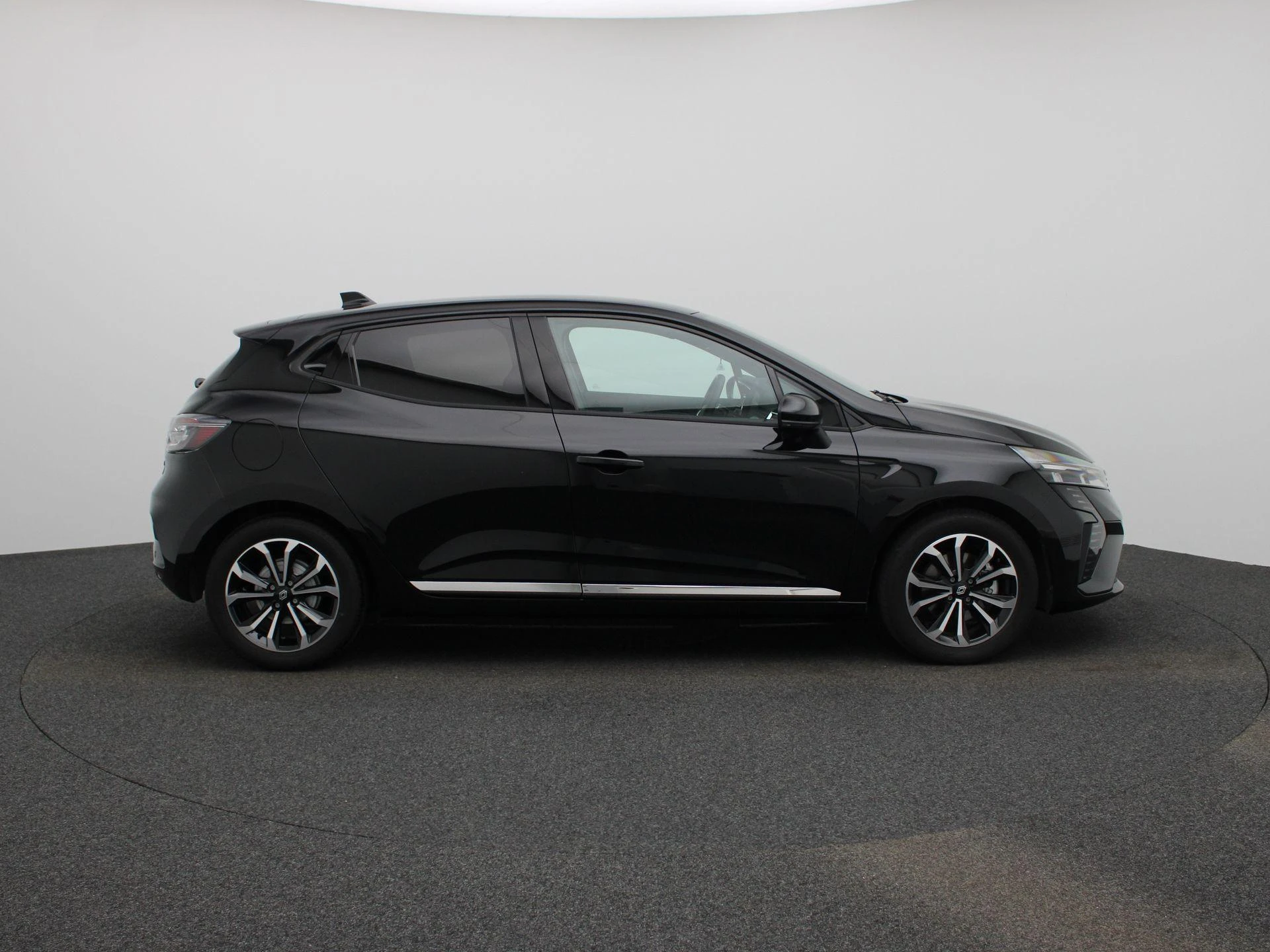 Renault-Clio-image-5