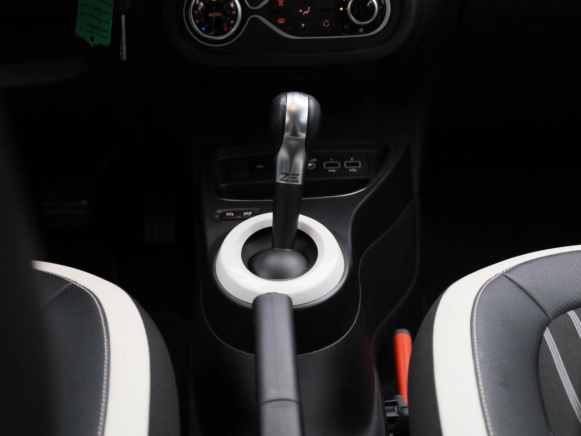Renault Twingo Z.E. R80 Intens