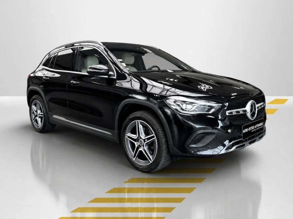 Mercedes-Benz-GLA 200 d-image-16