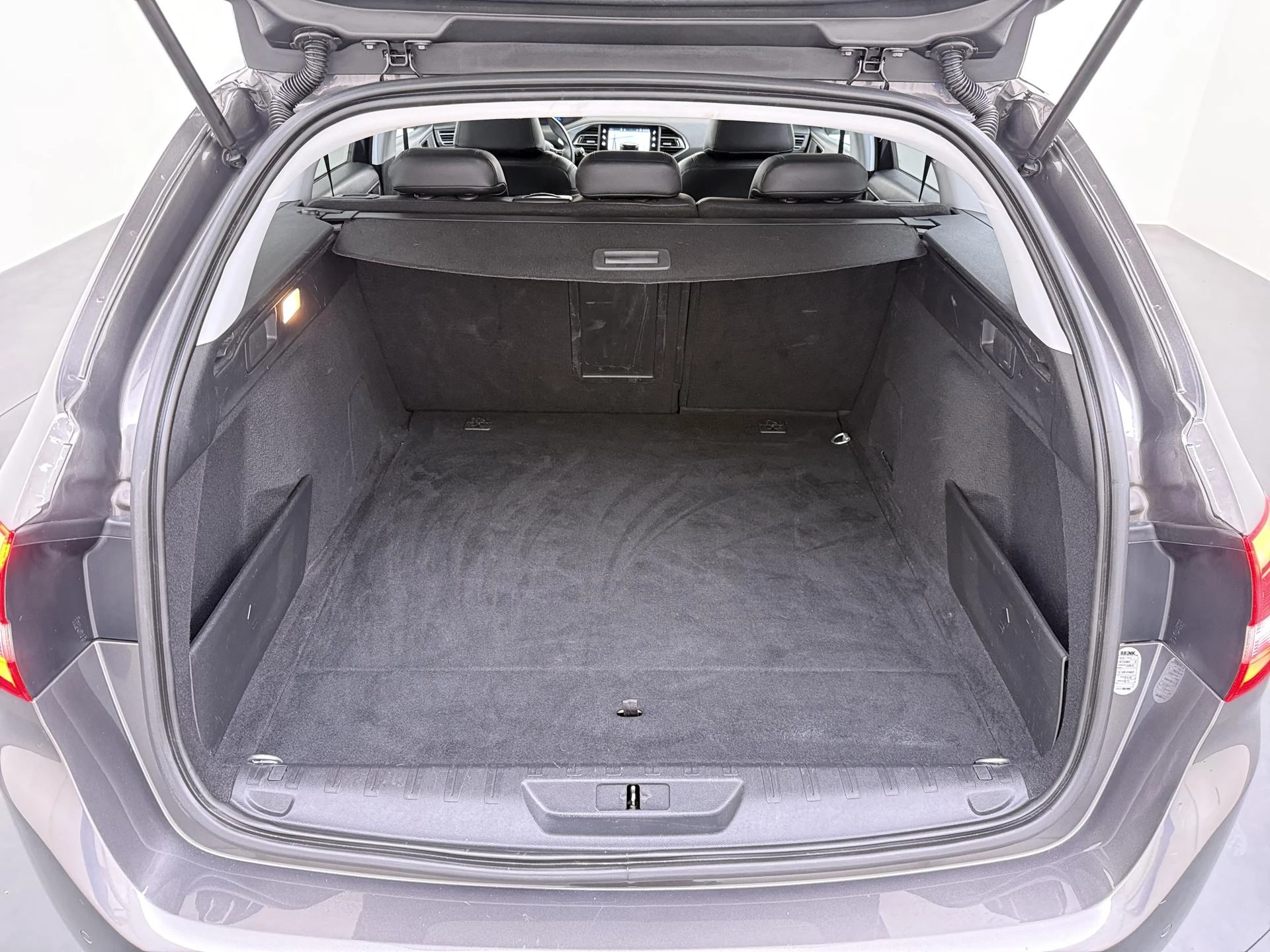 Peugeot-308-image-10