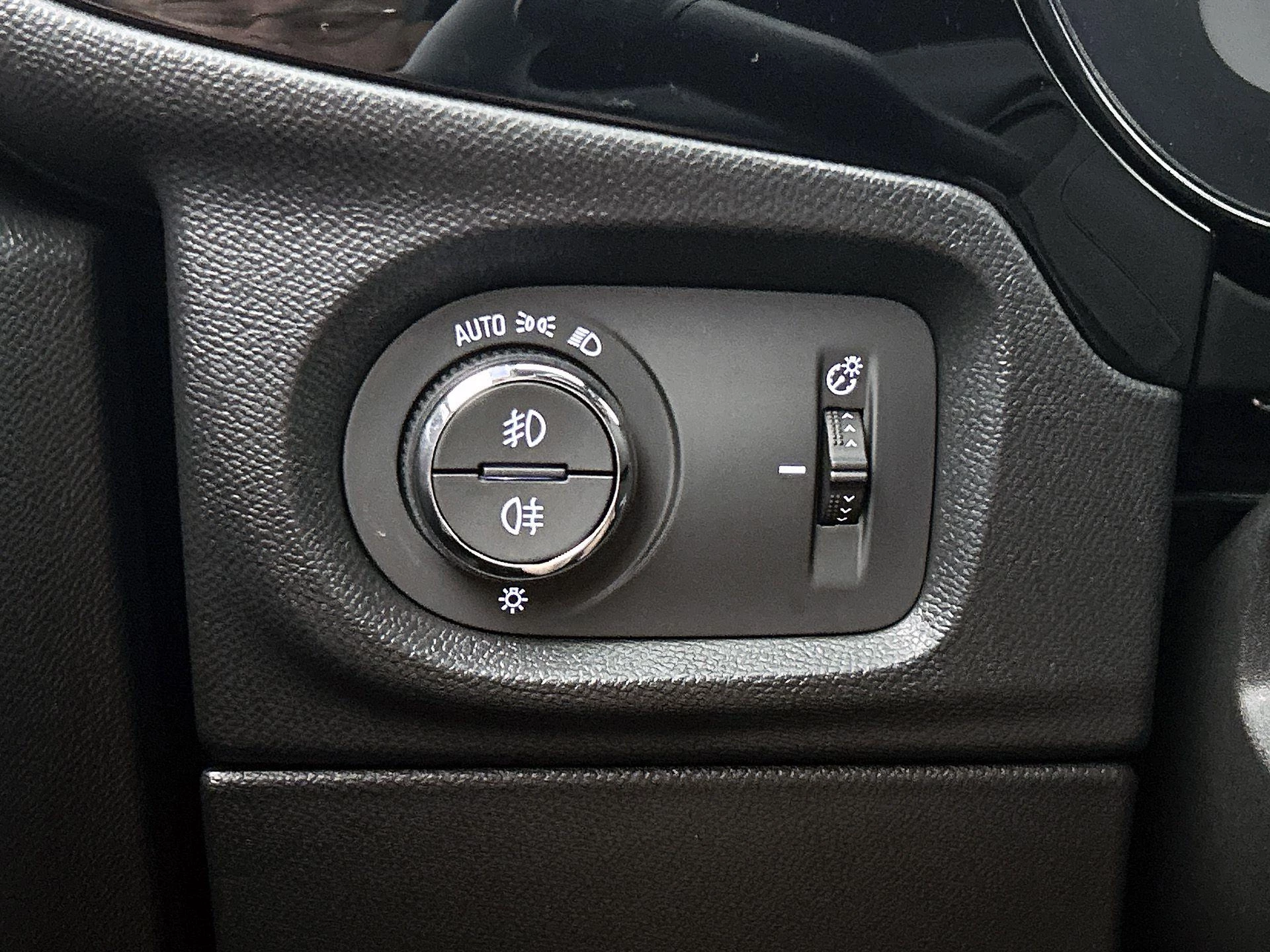 Opel-Corsa-image-13