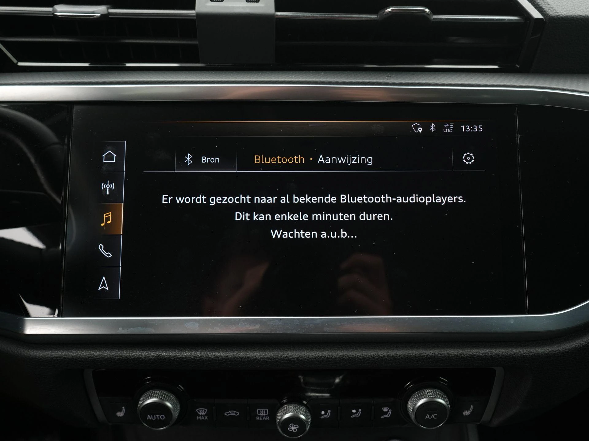 Audi-Q3-image-13