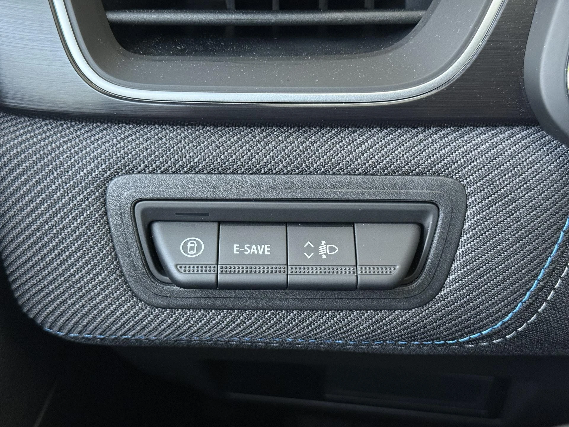 Renault-Captur-image-21