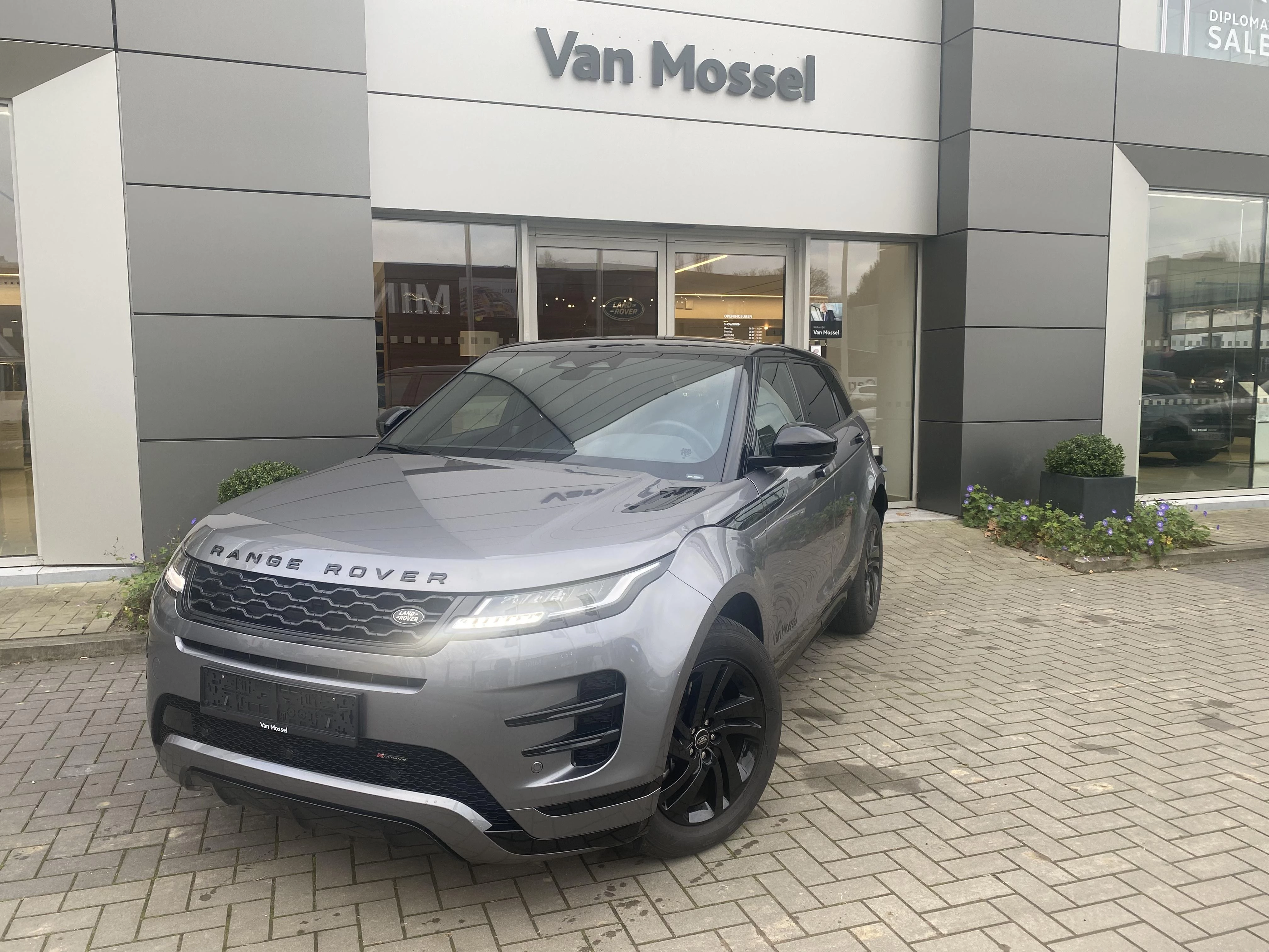 Land Rover Range Rover Evoque P300e R-Dynamic S AWD Auto.