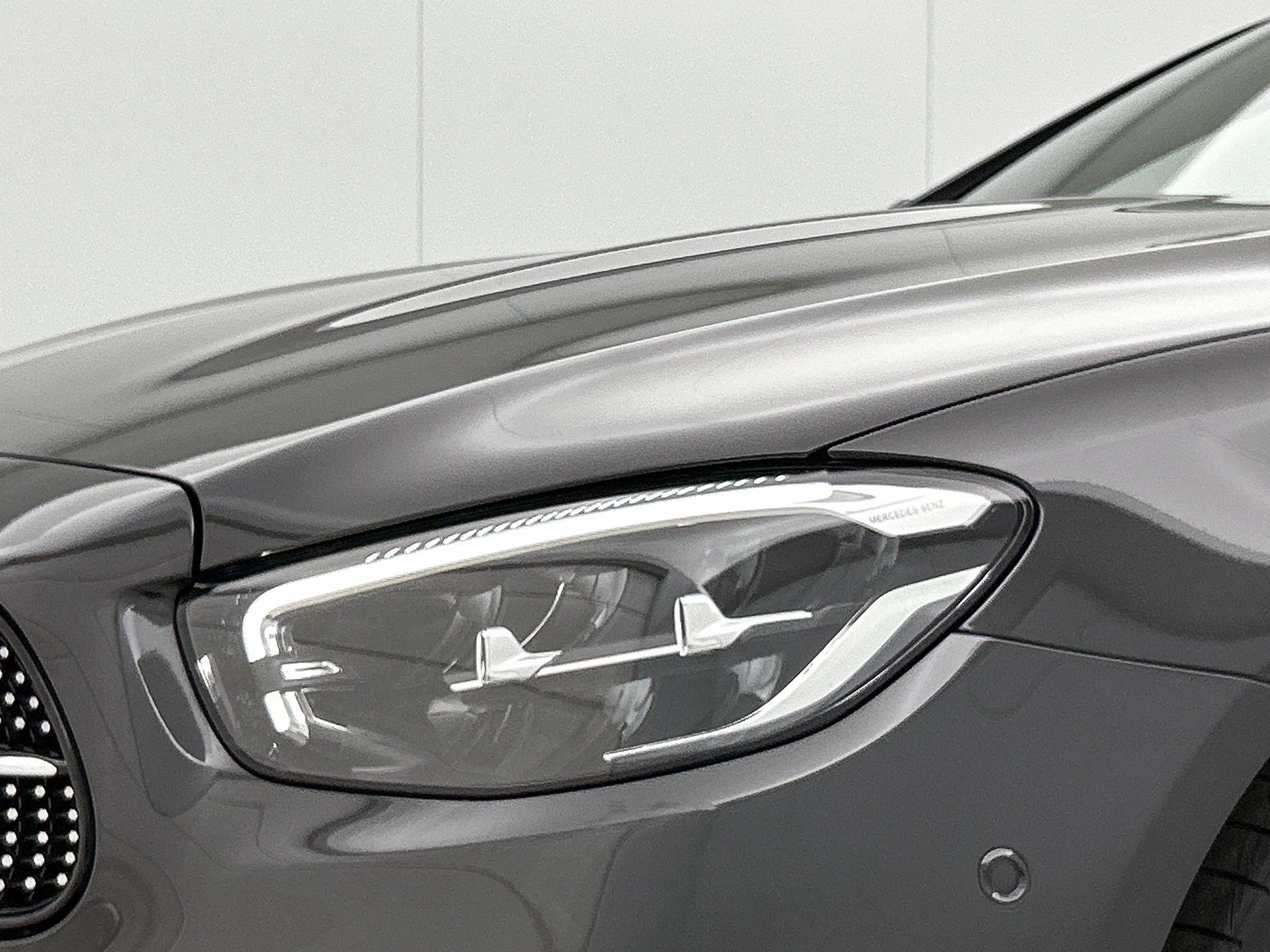 Mercedes-Benz-E-Klasse-image-35